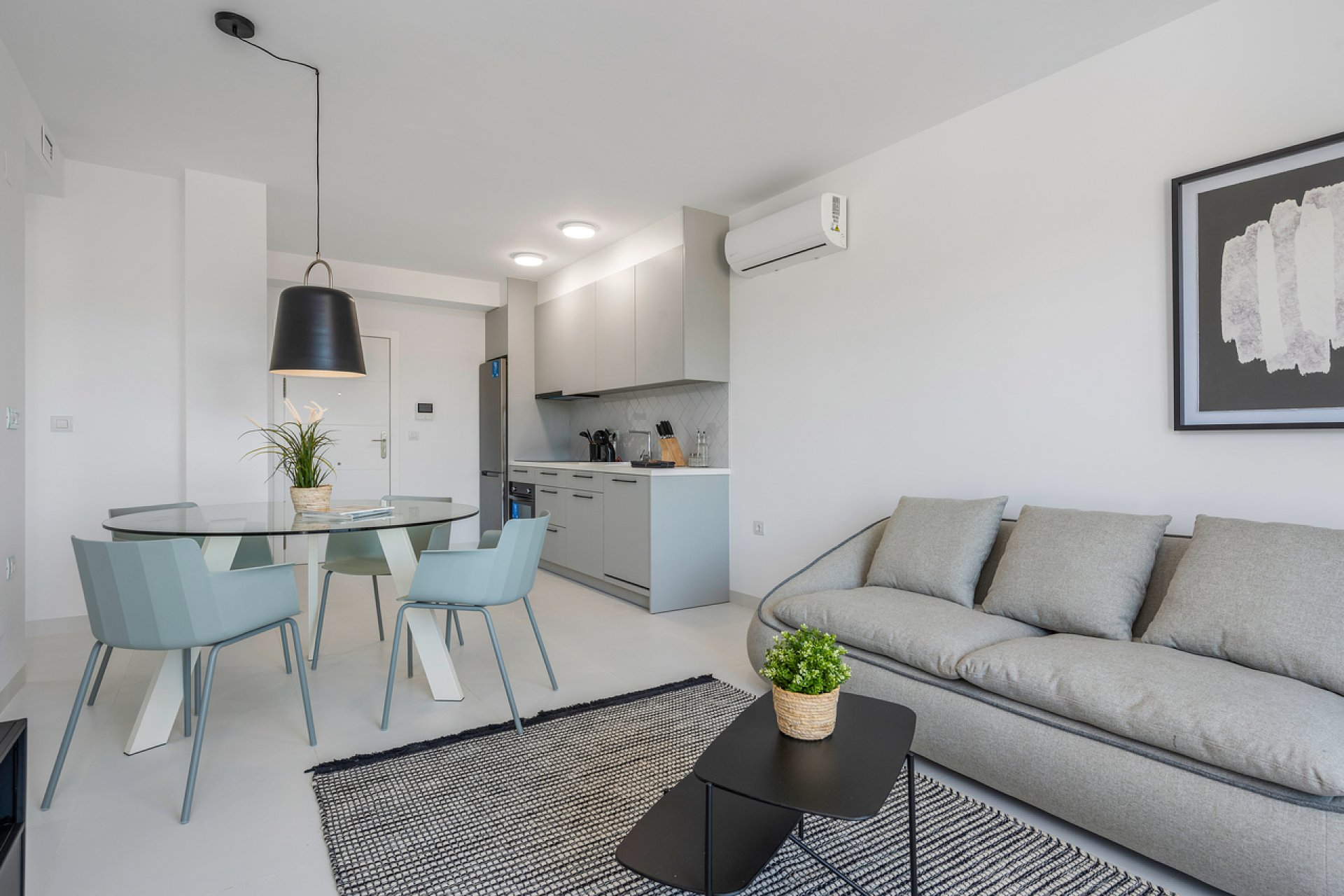 Revânzare - Apartament -
San Miguel de Salinas - Inland