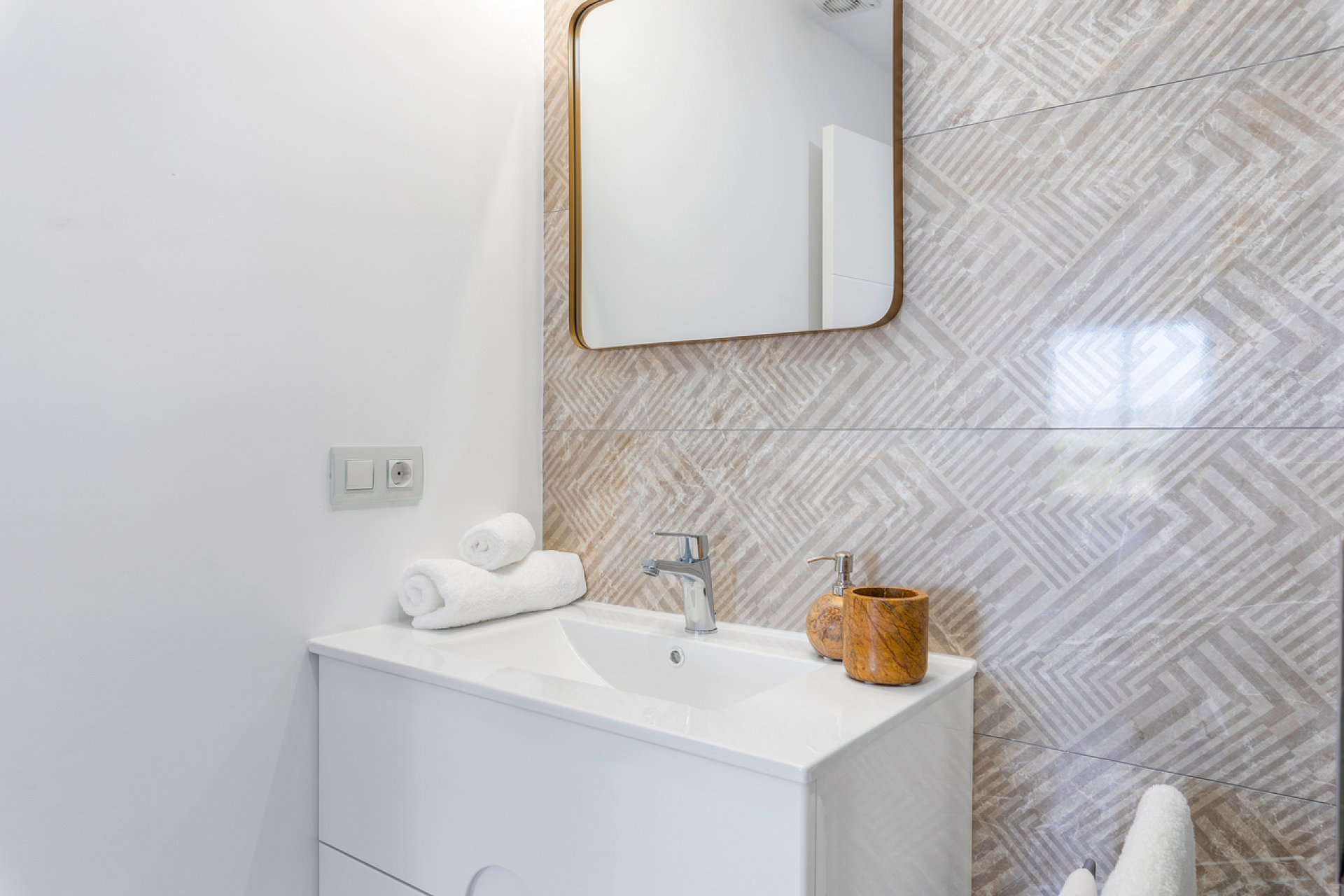 Revânzare - Apartament -
San Miguel de Salinas - Inland