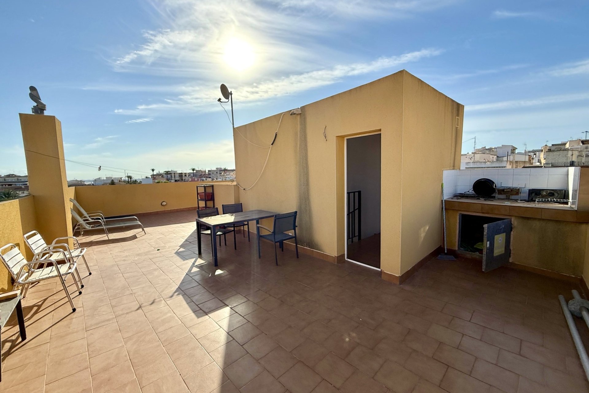 Revânzare - Apartament -
San Miguel de Salinas - Inland