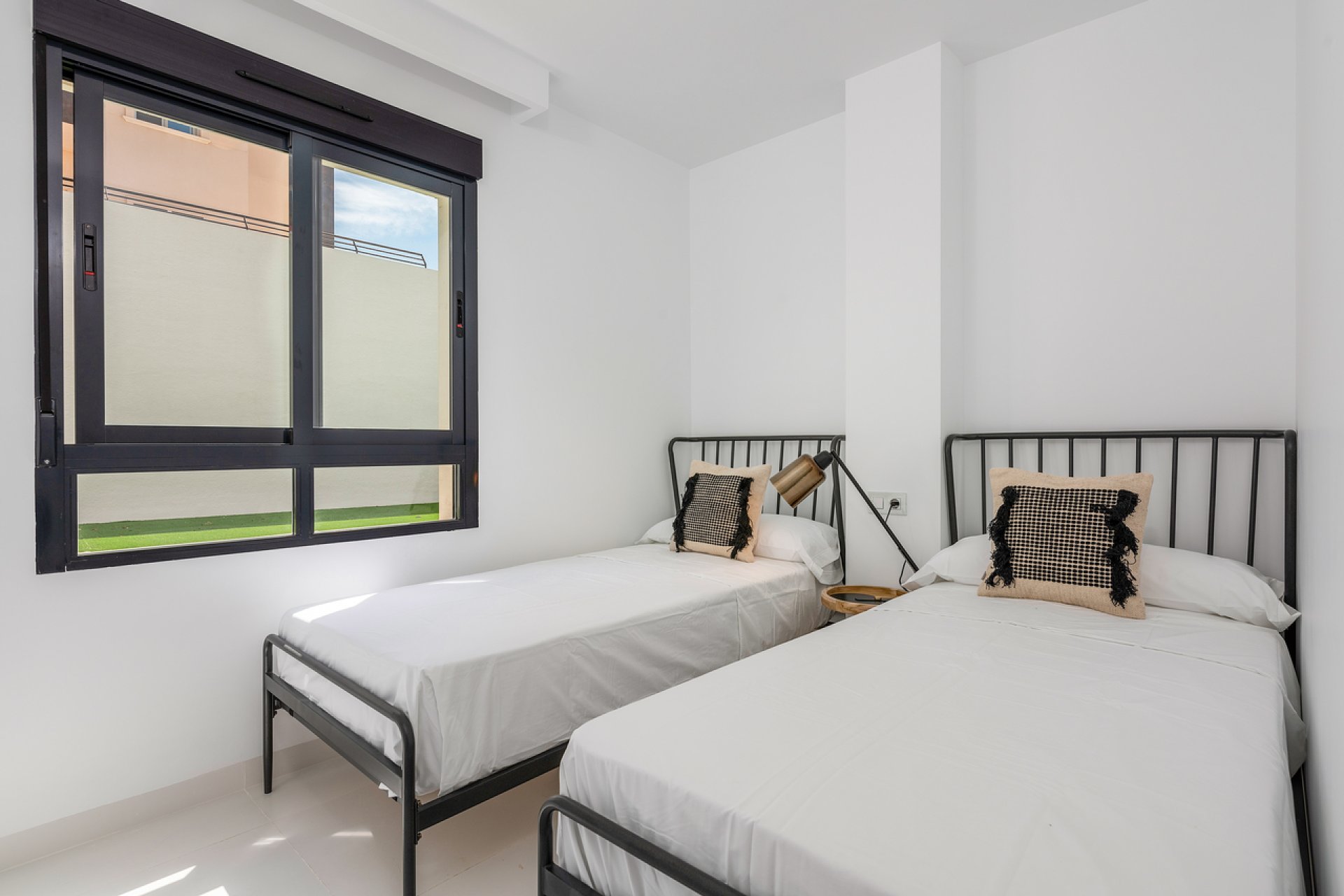 Revânzare - Apartament -
San Miguel de Salinas - Inland