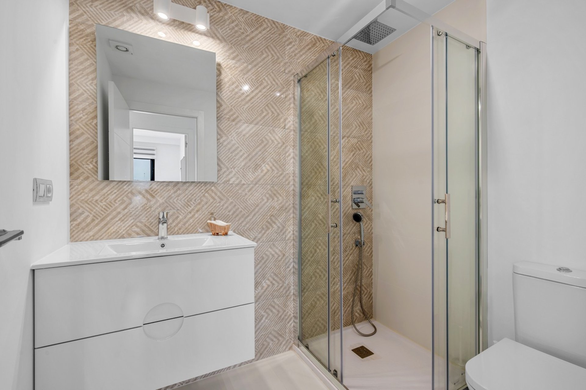 Revânzare - Apartament -
San Miguel de Salinas - Inland