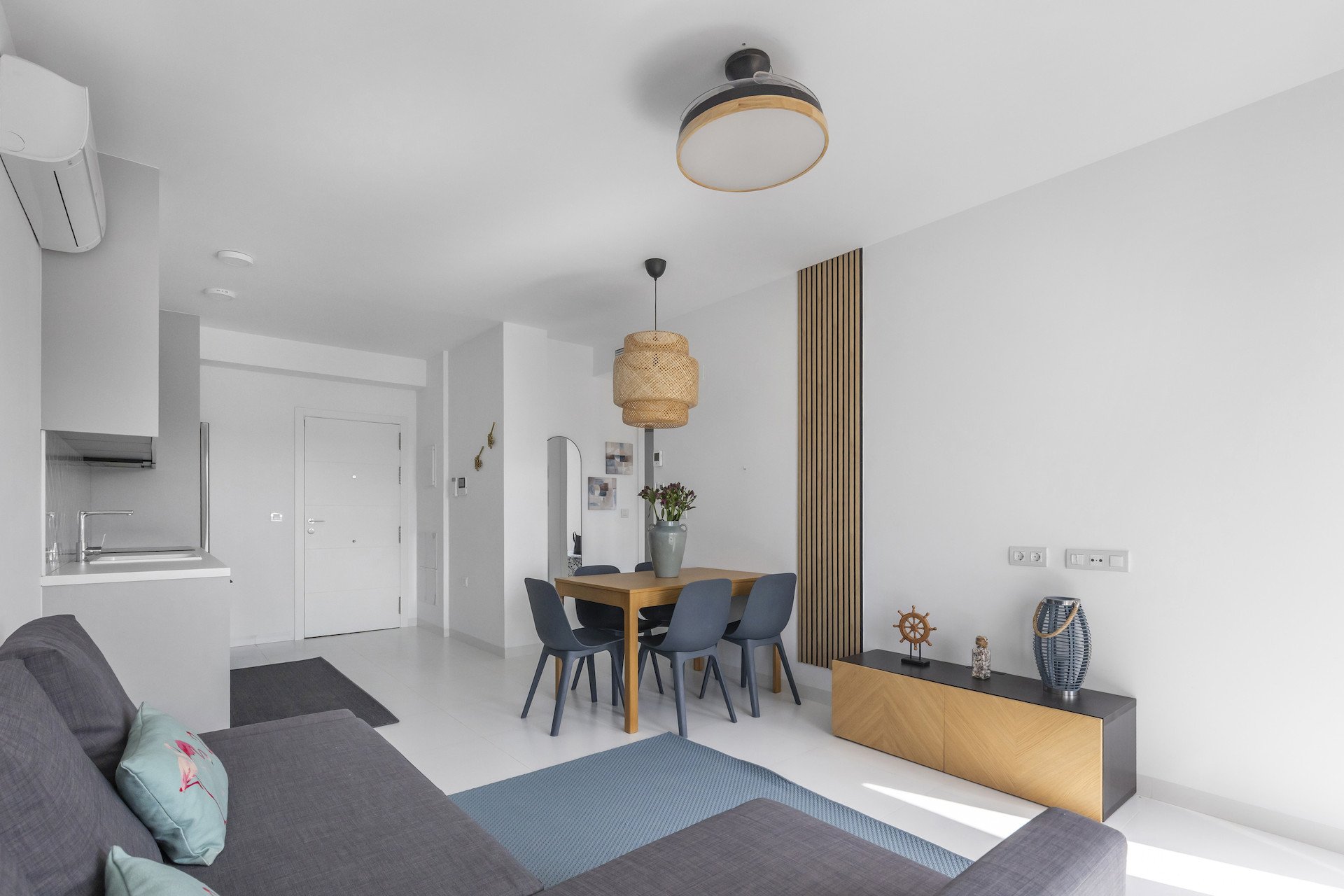 Revânzare - Apartament -
San Miguel de Salinas - Inland
