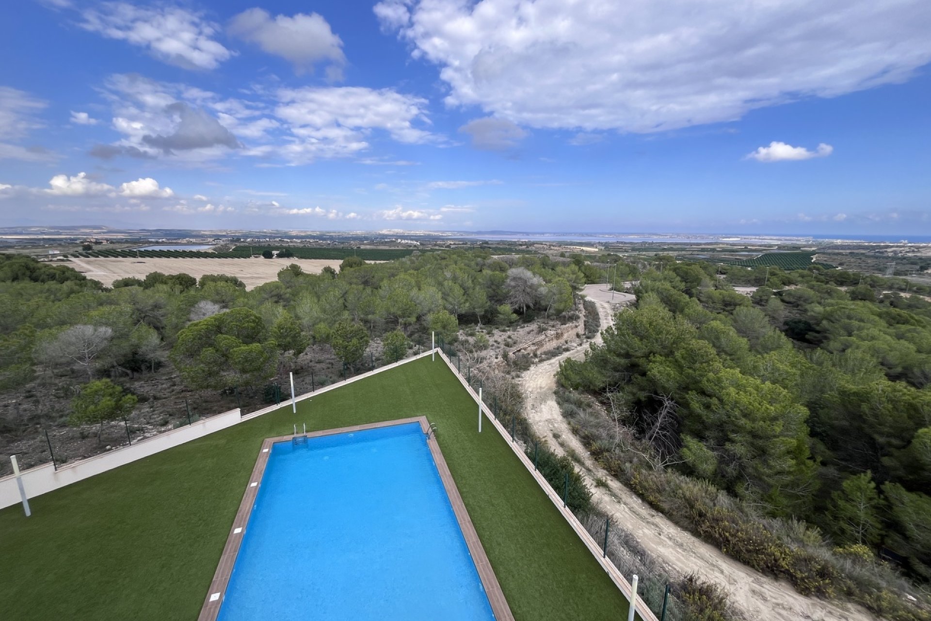 Revânzare - Apartament -
San Miguel de Salinas - Inland