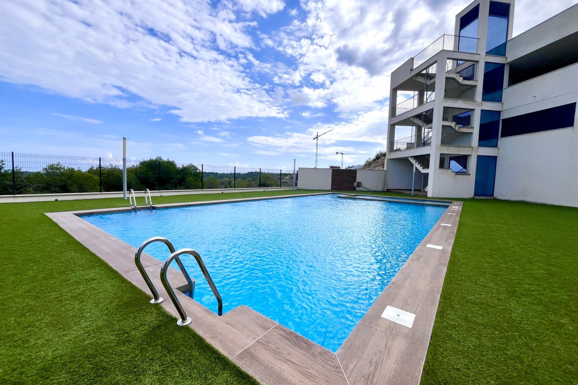 Revânzare - Apartament -
San Miguel de Salinas - Inland
