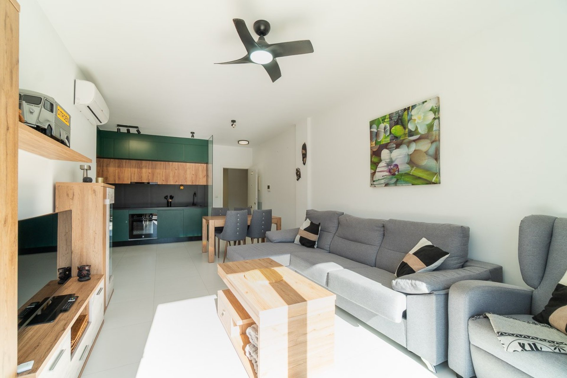 Revânzare - Apartament -
San Miguel de Salinas - Inland