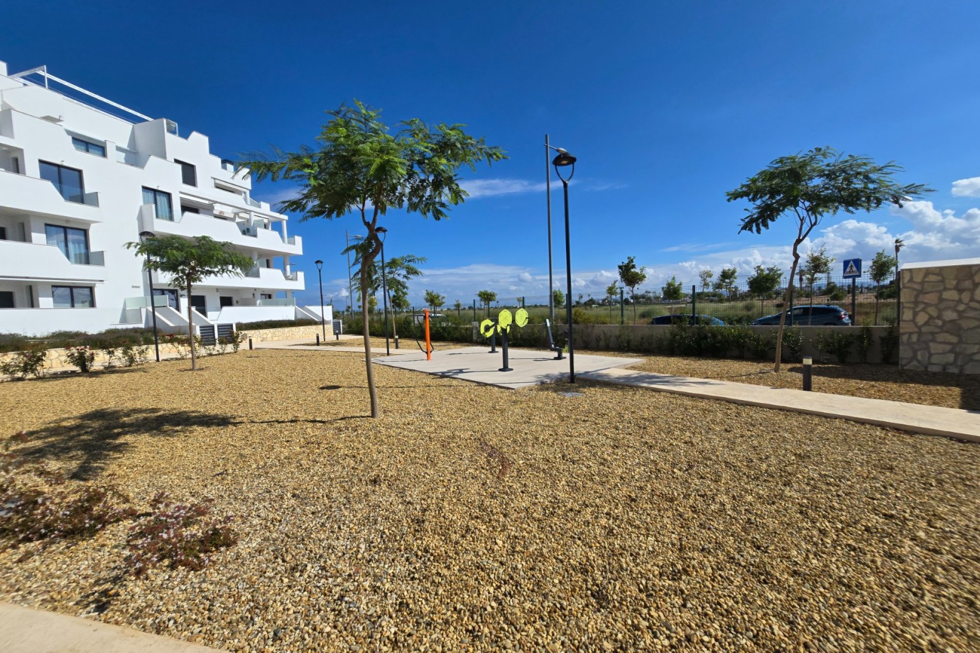 Revânzare - Apartament -
Santa Rosalia - Inland