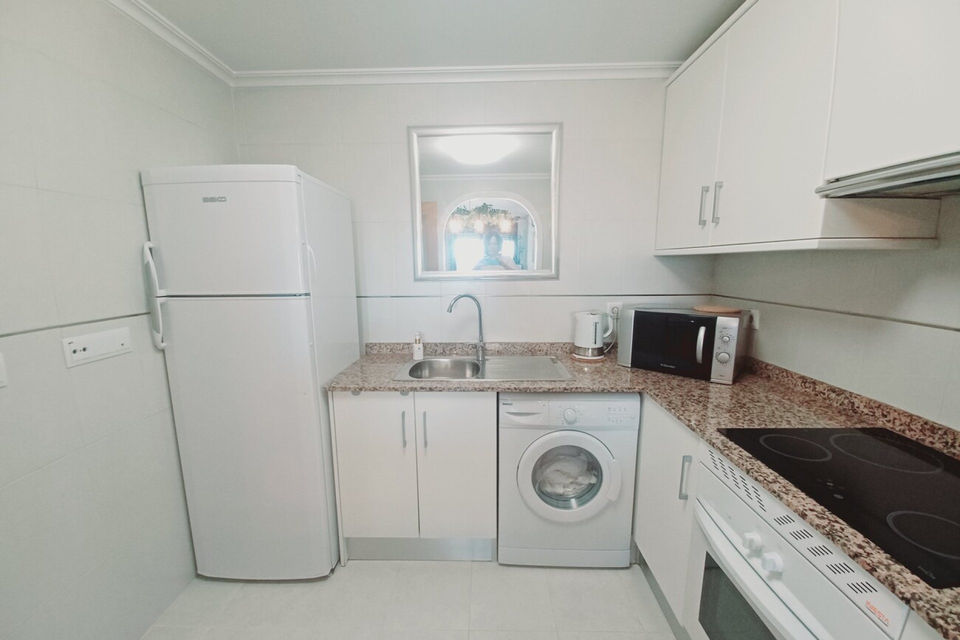 Revânzare - Apartament -
Sucina - Inland