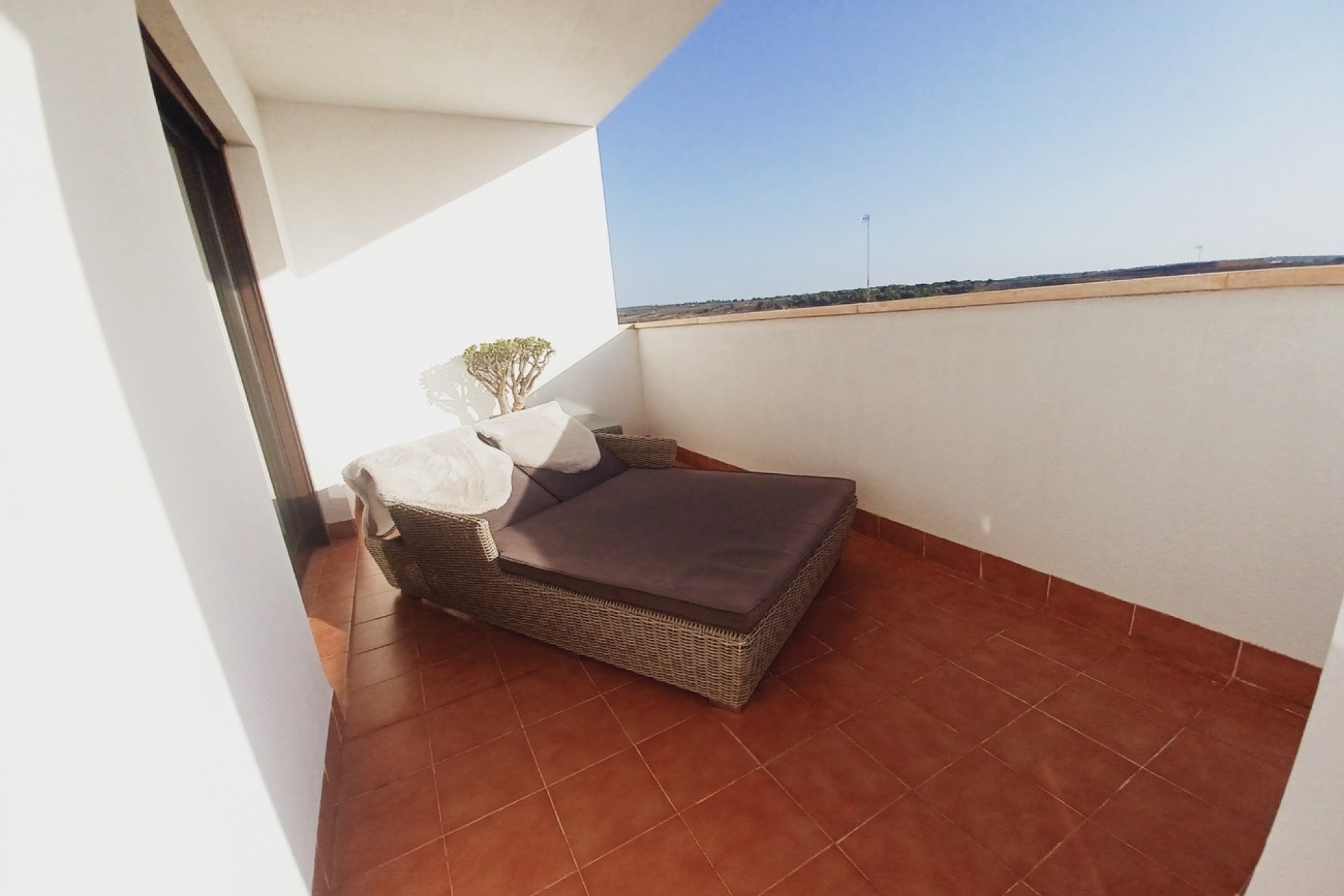 Revânzare - Apartament -
Sucina - Inland