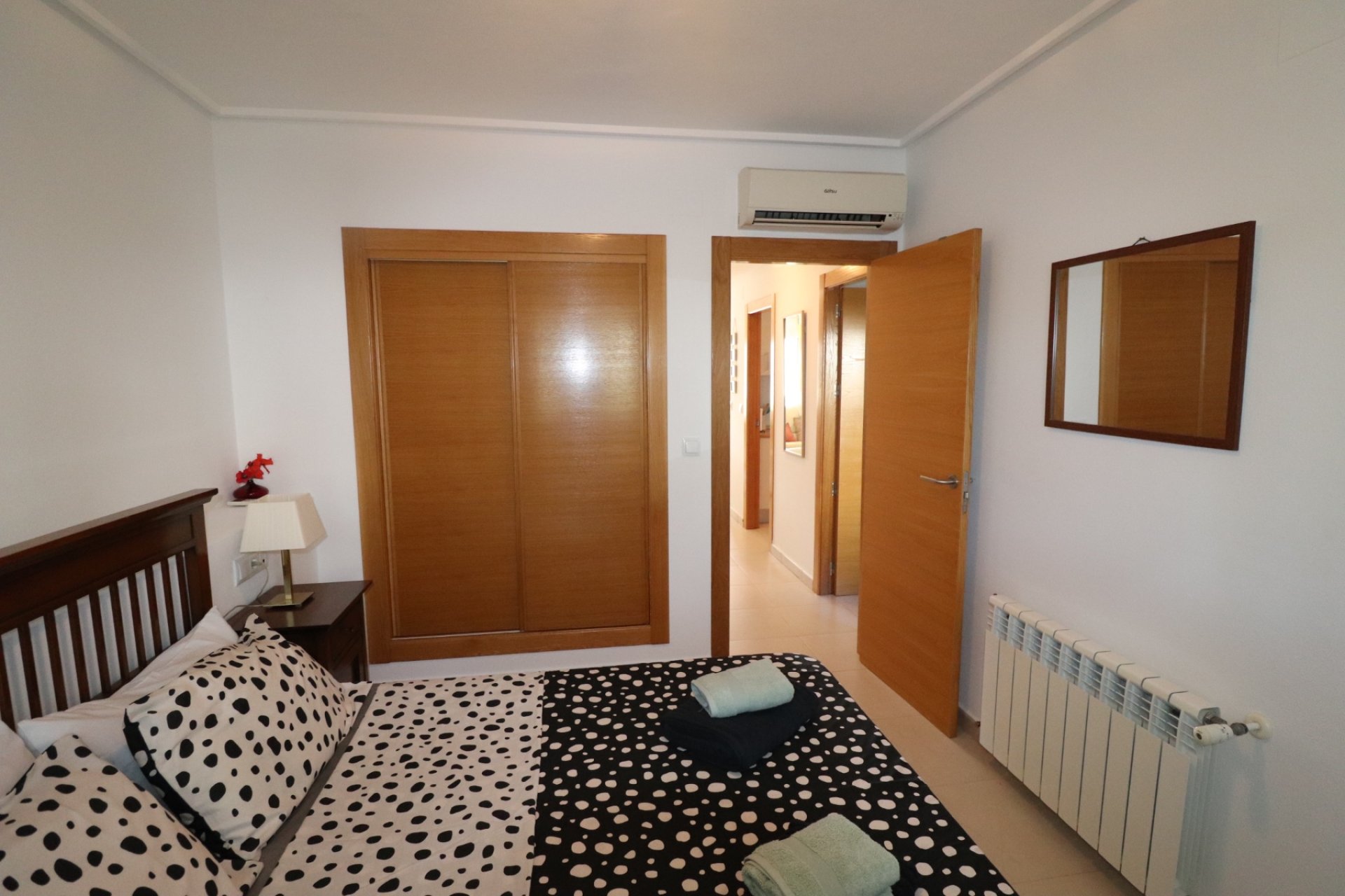Revânzare - Apartament -
Sucina - Inland