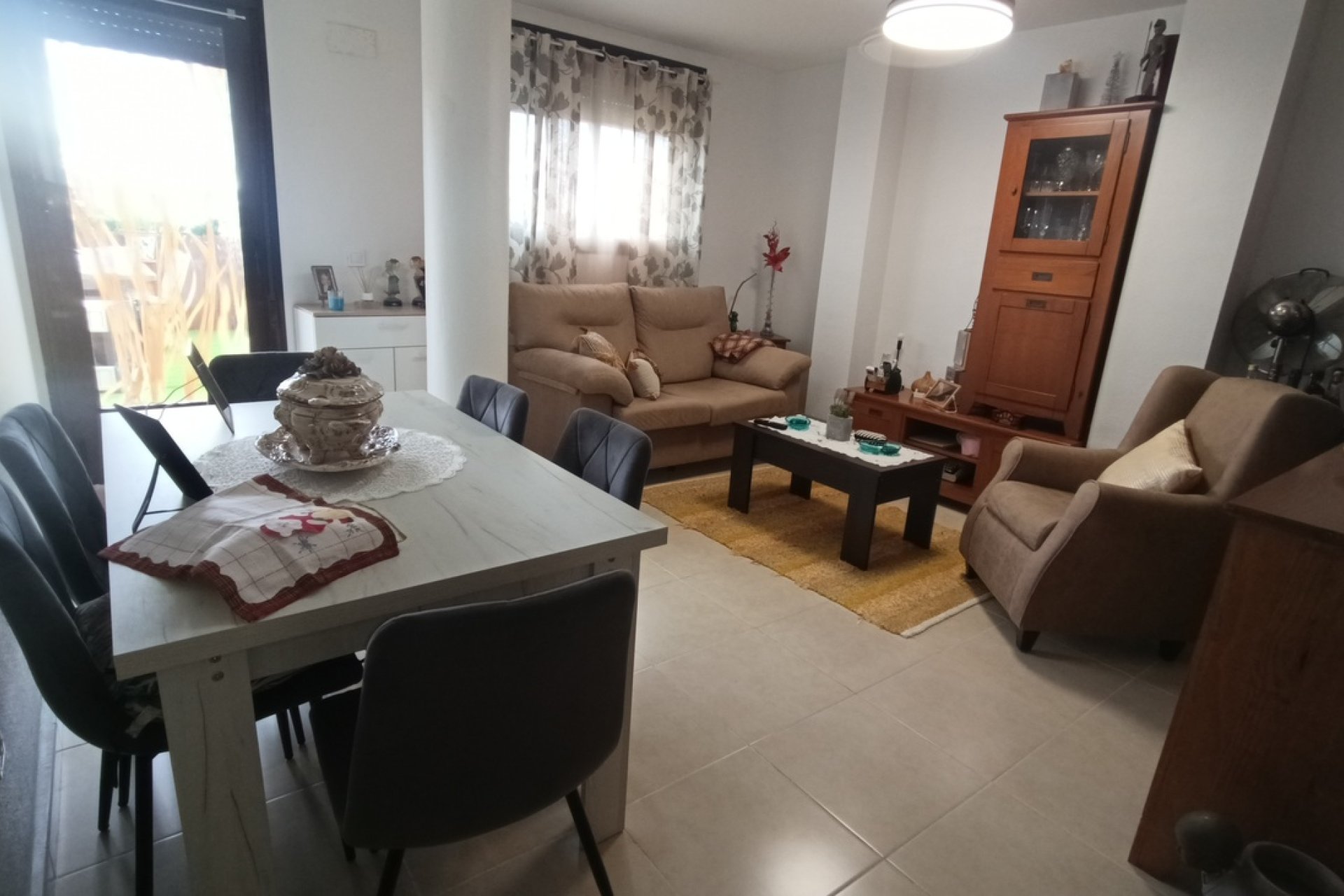 Revânzare - Apartament -
Sucina - Inland