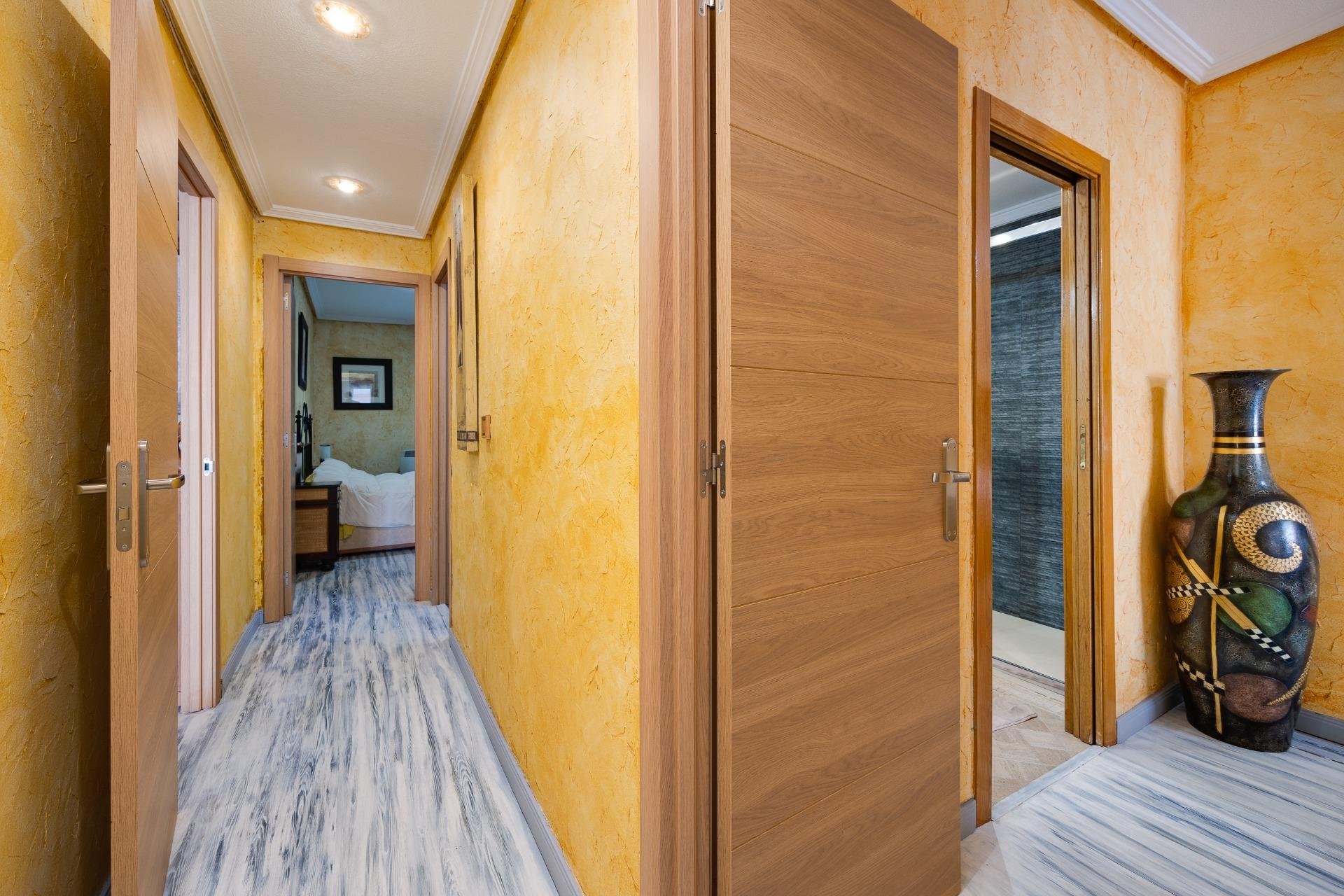 Revânzare - Apartament -
Torrevieja - Acequion