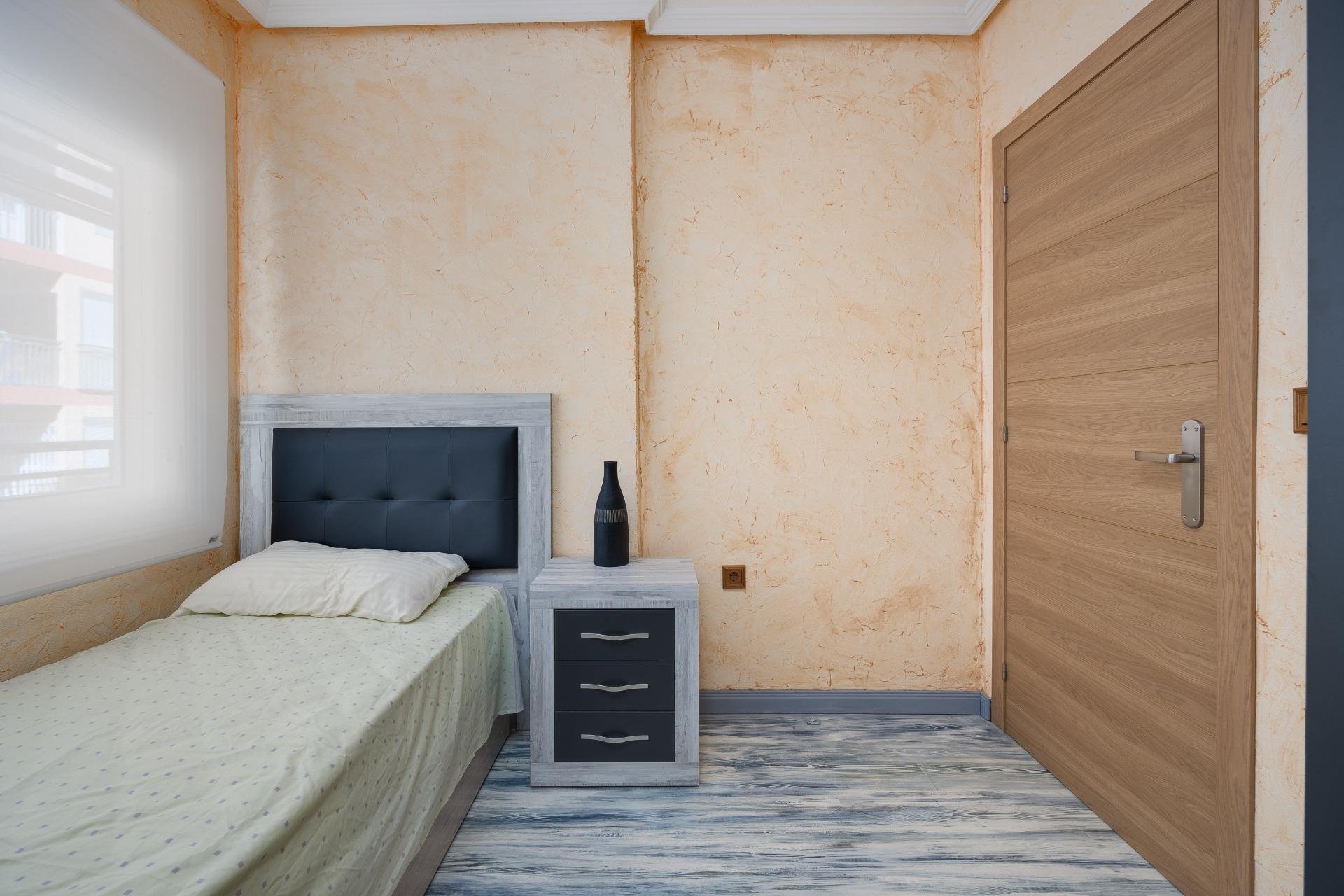 Revânzare - Apartament -
Torrevieja - Acequion