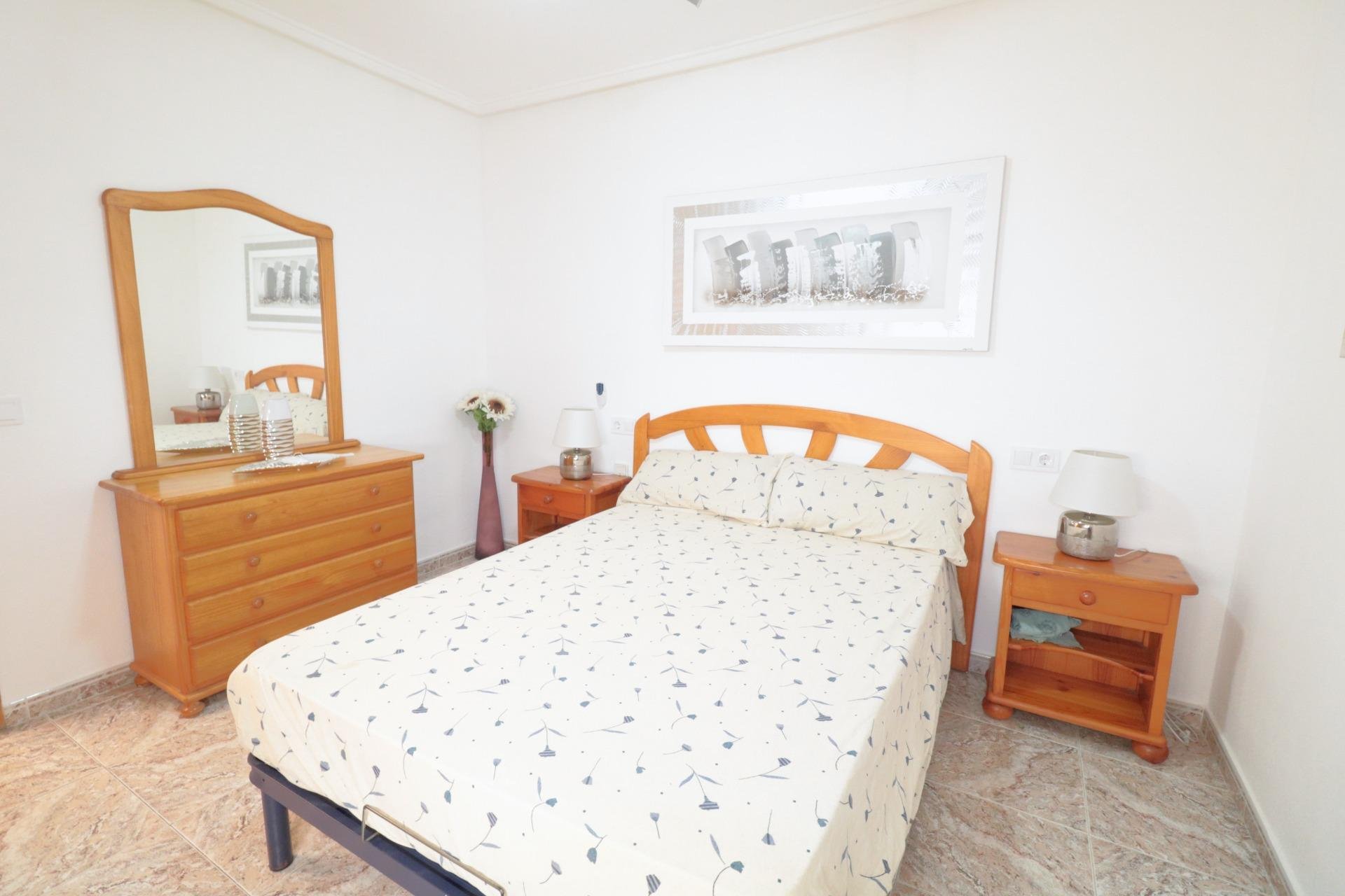 Revânzare - Apartament -
Torrevieja - Acequion