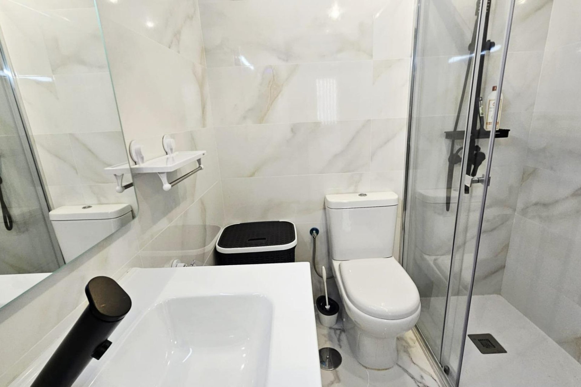 Revânzare - Apartament -
Torrevieja - Acequion