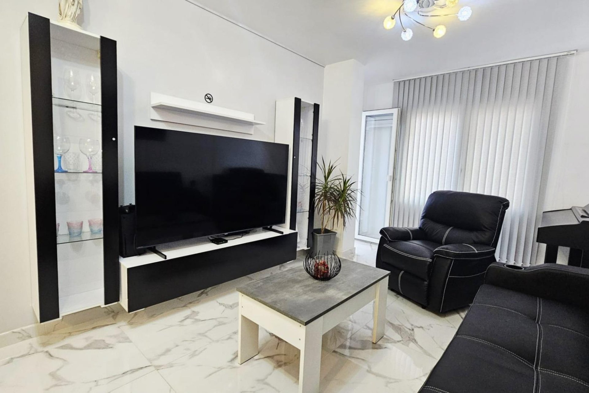 Revânzare - Apartament -
Torrevieja - Acequion