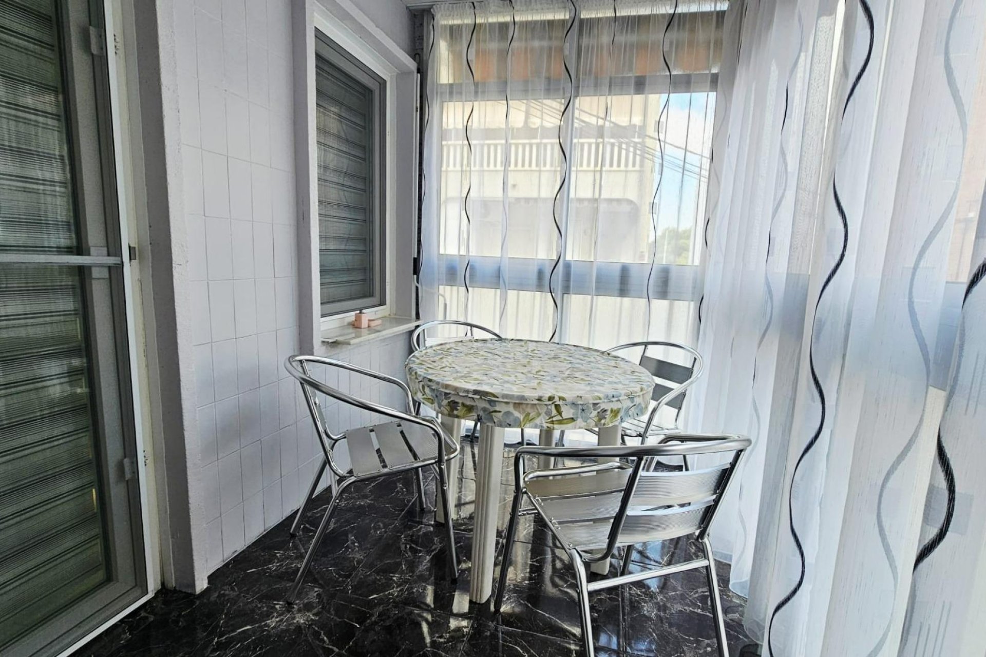 Revânzare - Apartament -
Torrevieja - Acequion