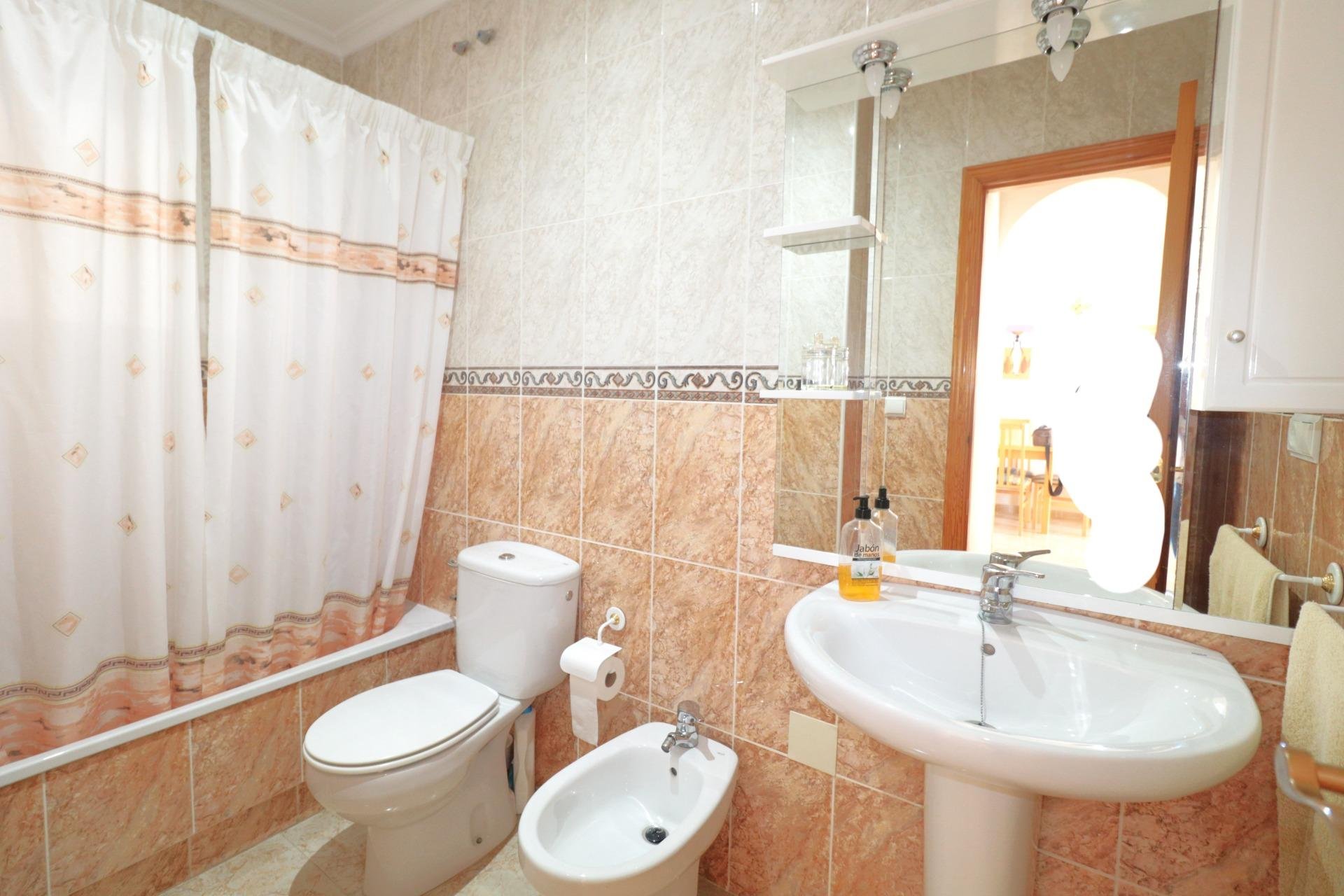 Revânzare - Apartament -
Torrevieja - Acequion