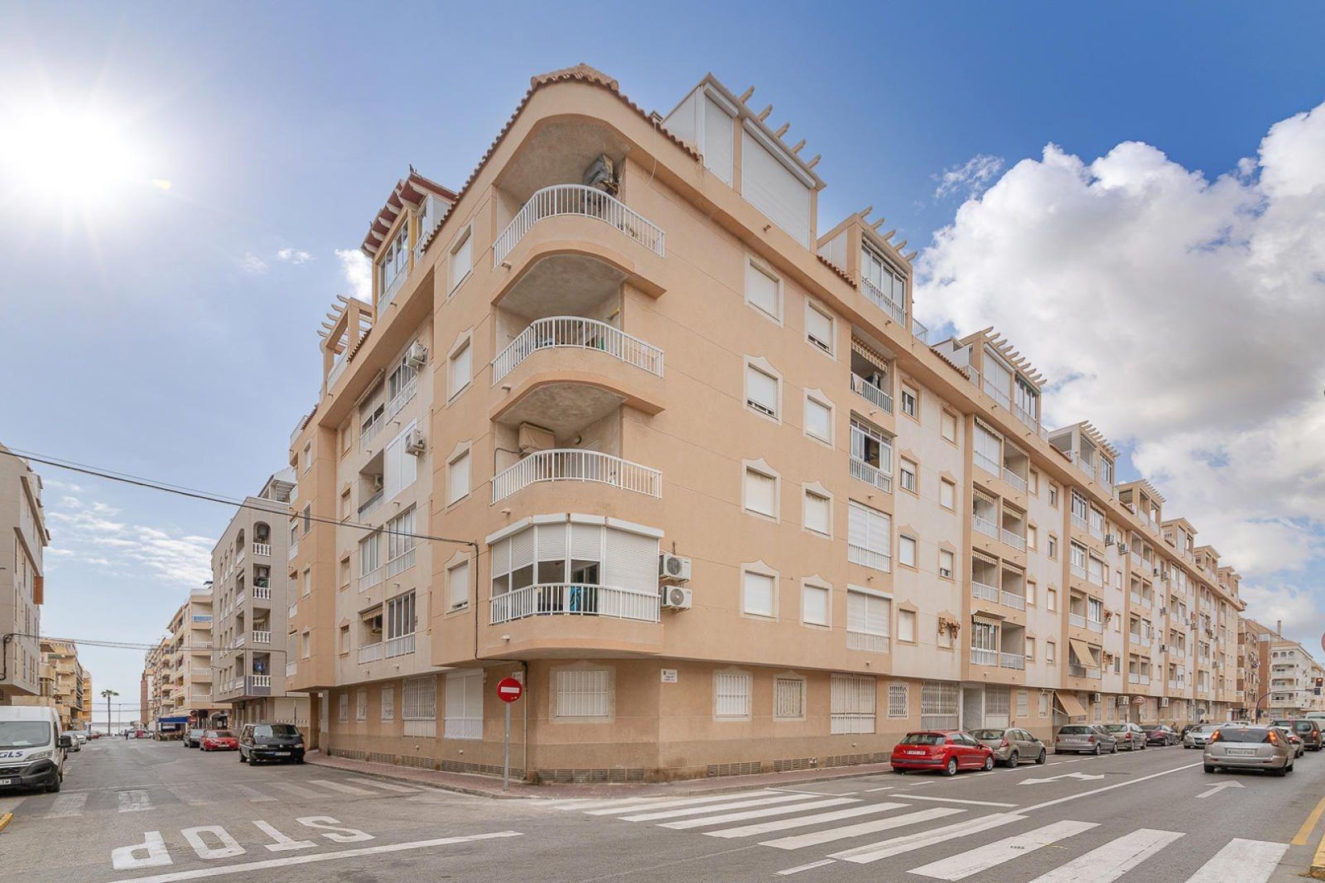 Revânzare - Apartament -
Torrevieja - Acequion