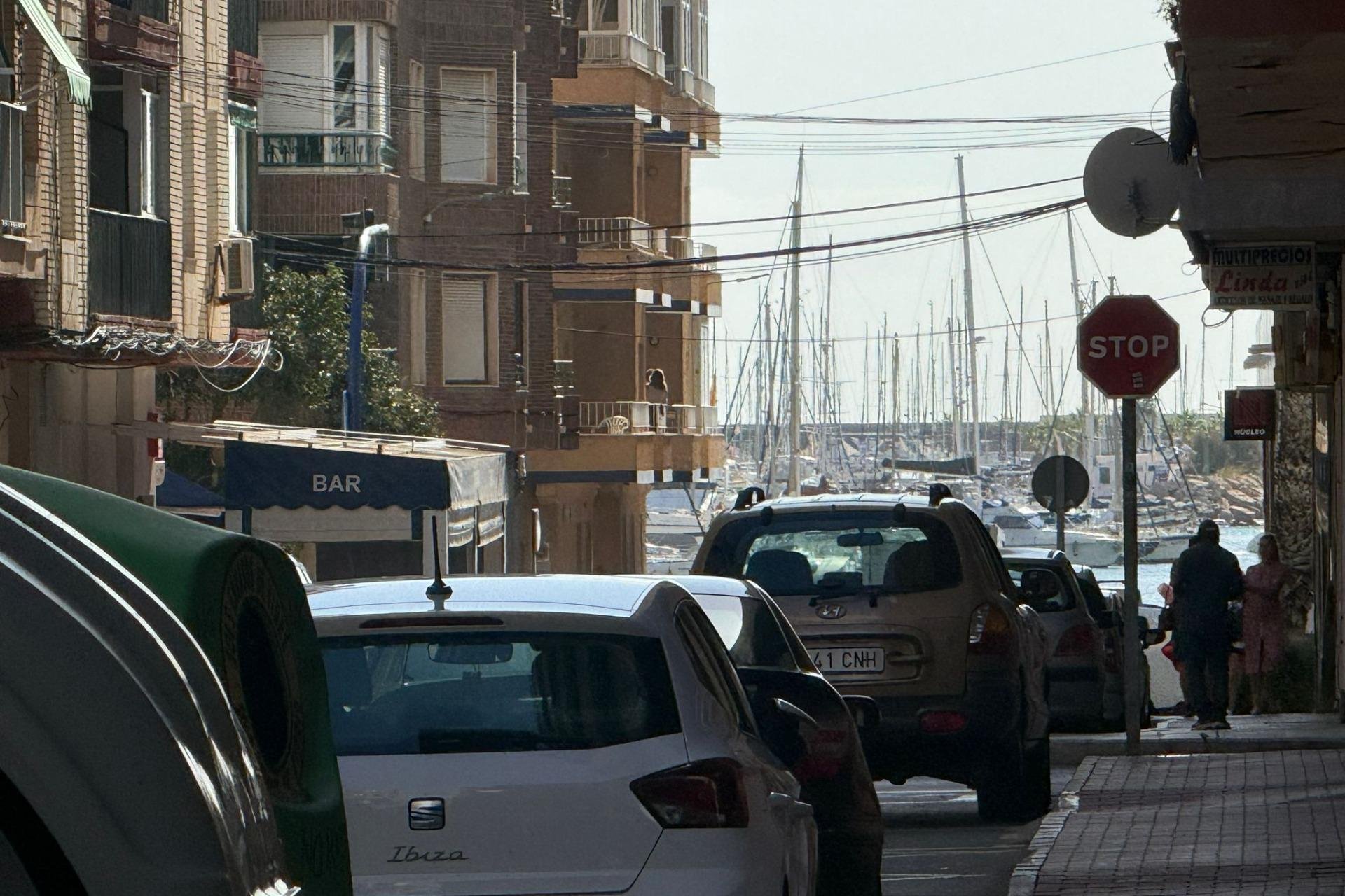 Revânzare - Apartament -
Torrevieja - Acequion