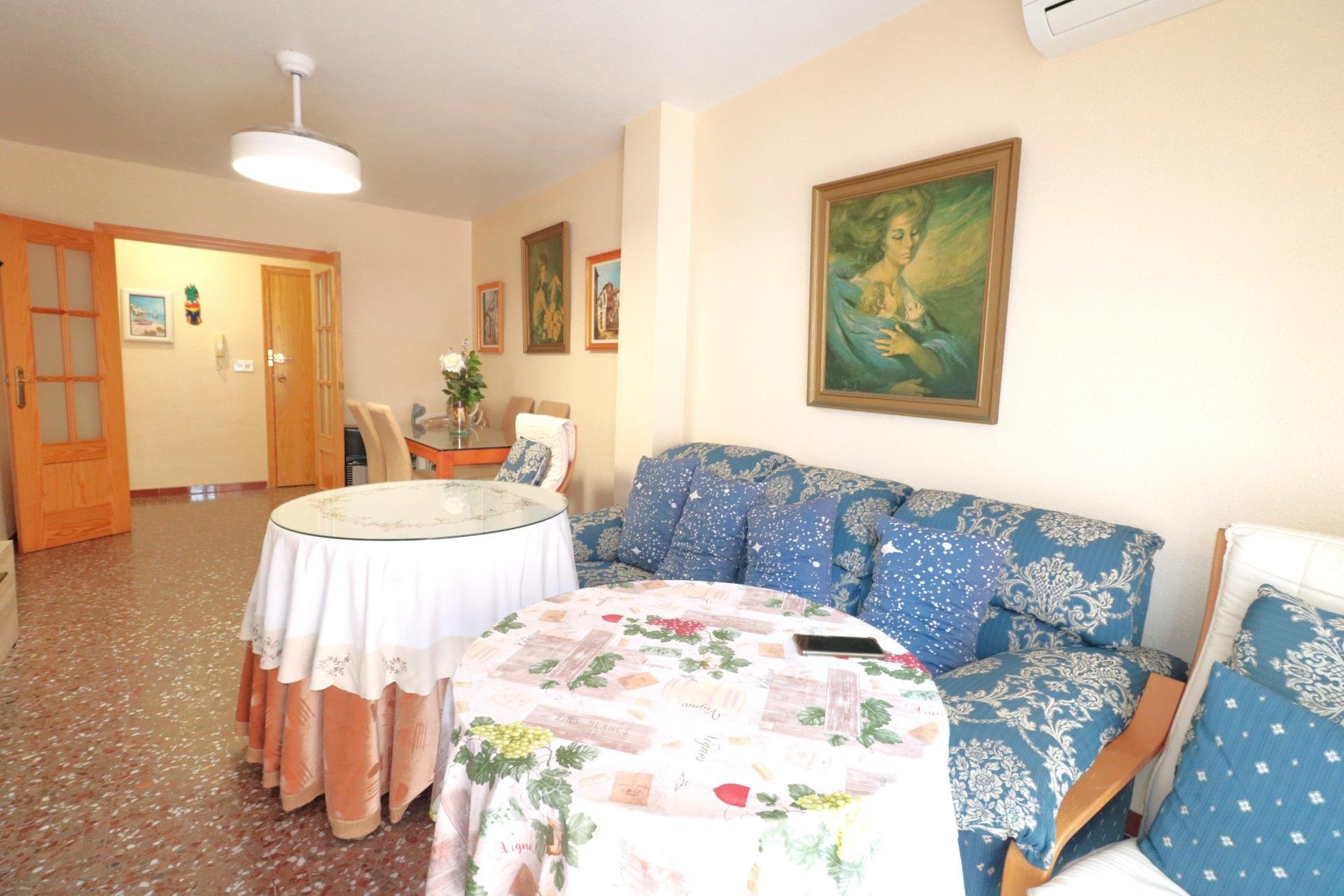 Revânzare - Apartament -
Torrevieja - Acequion