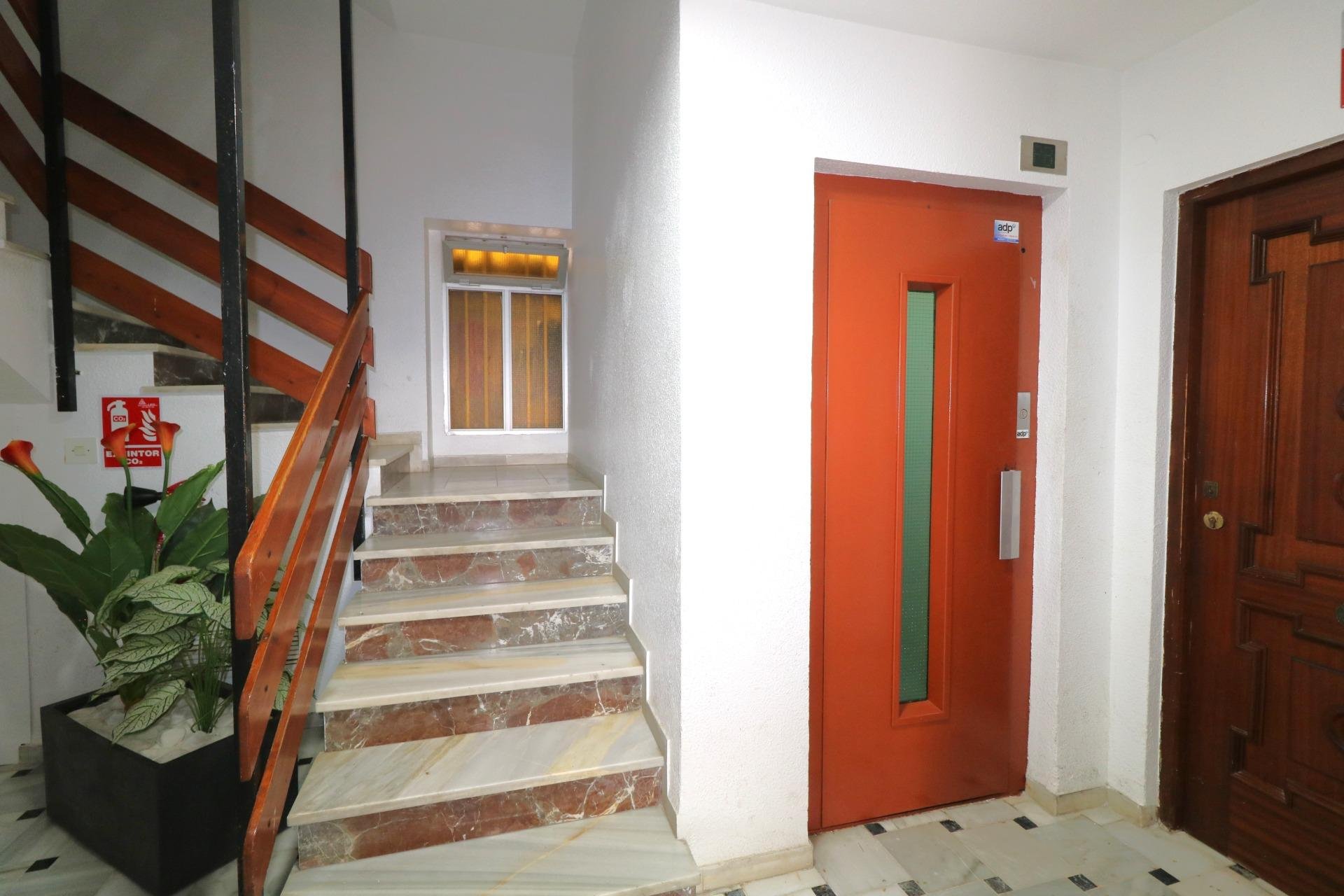 Revânzare - Apartament -
Torrevieja - Acequion