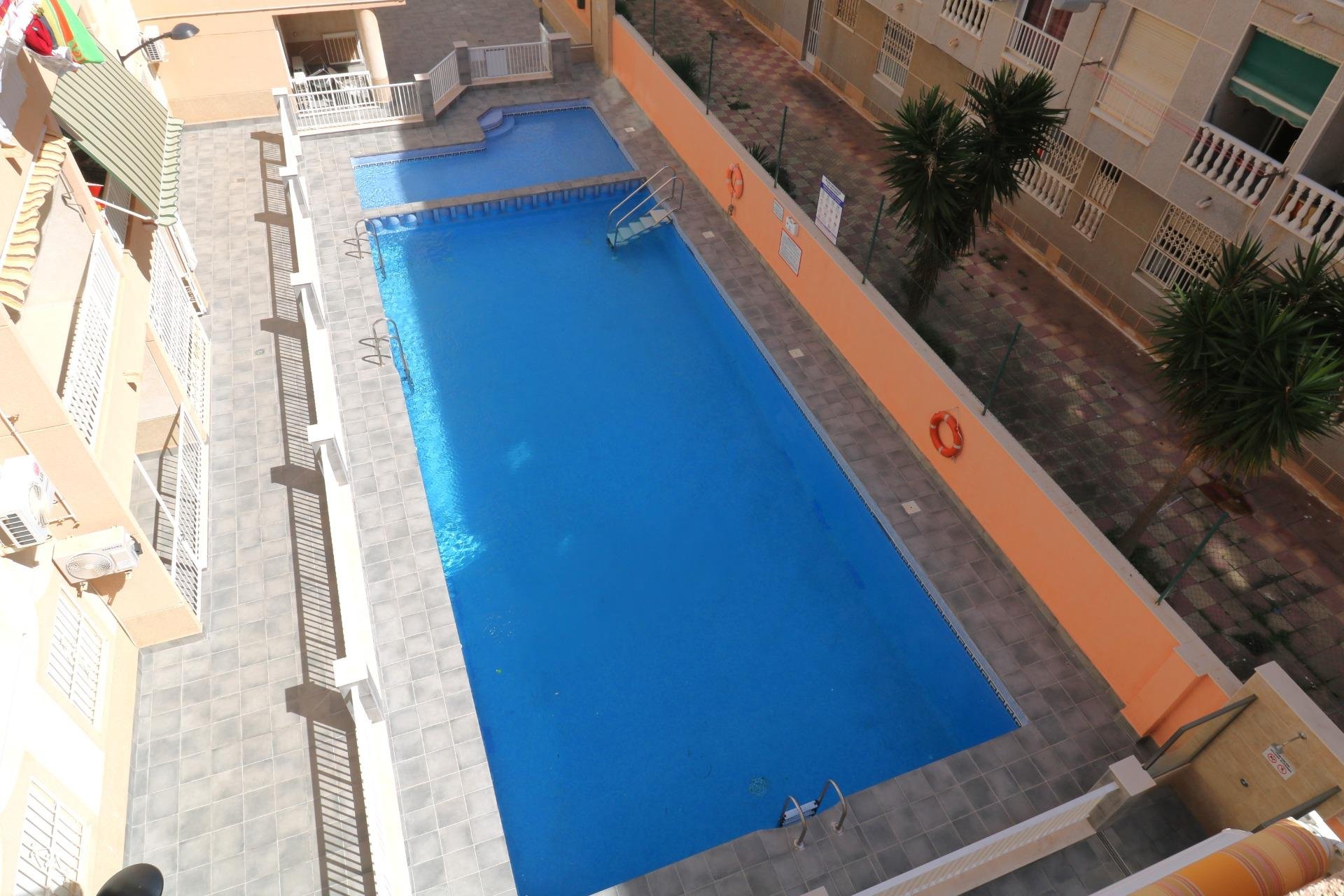 Revânzare - Apartament -
Torrevieja - Acequion