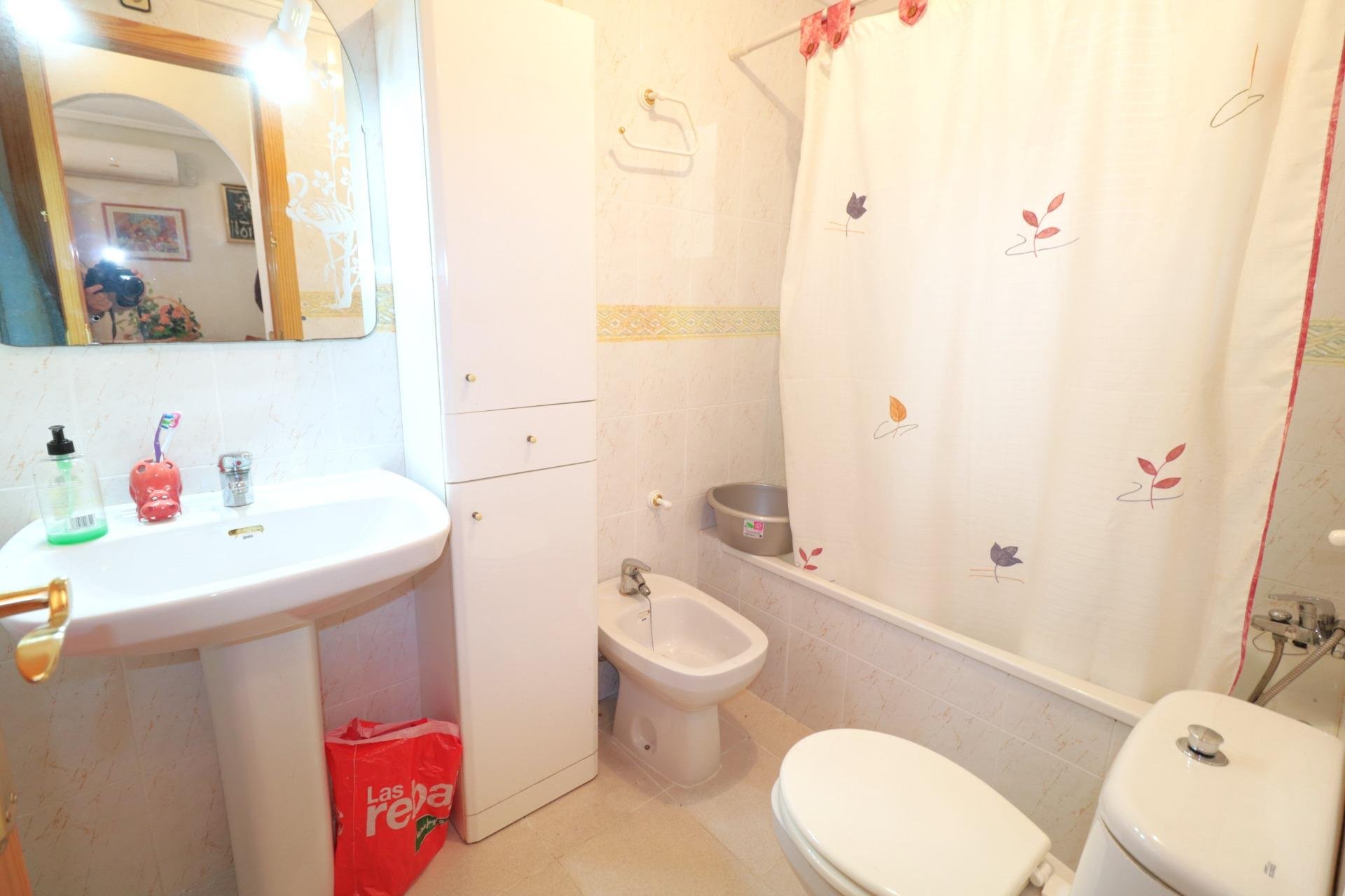 Revânzare - Apartament -
Torrevieja - Acequion