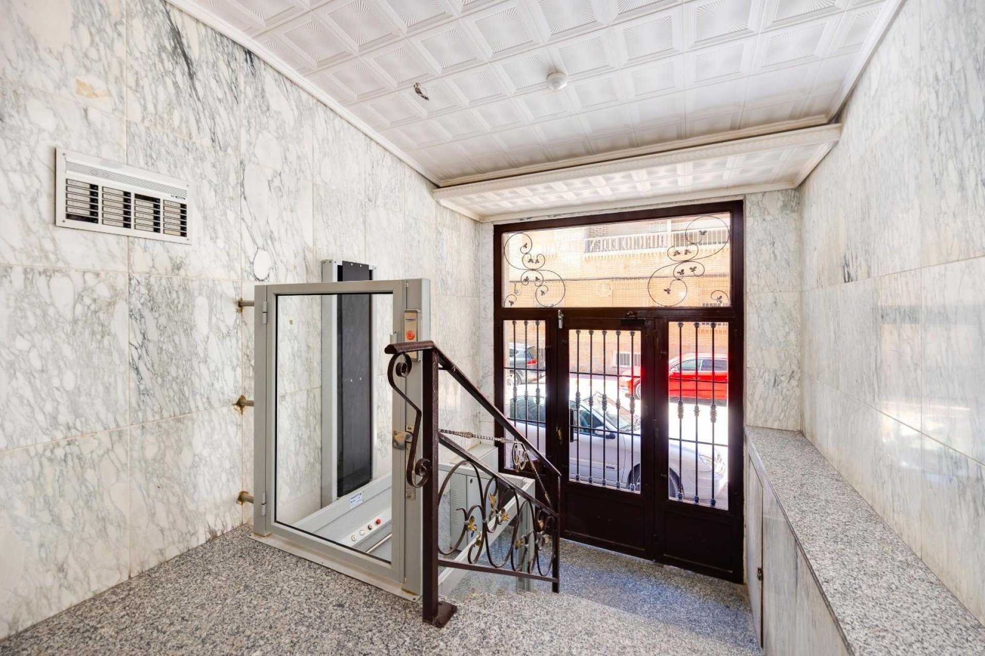 Revânzare - Apartament -
Torrevieja - Acequion