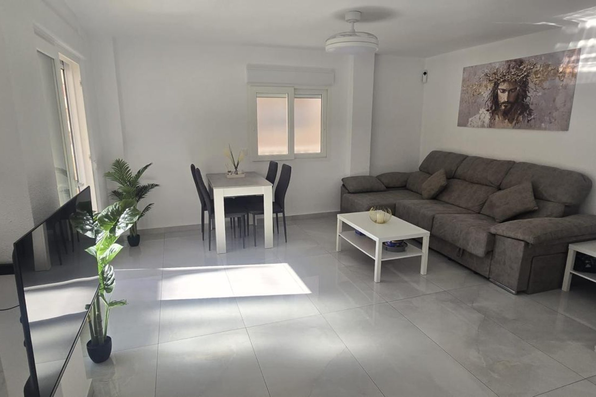 Revânzare - Apartament -
Torrevieja - Acequion