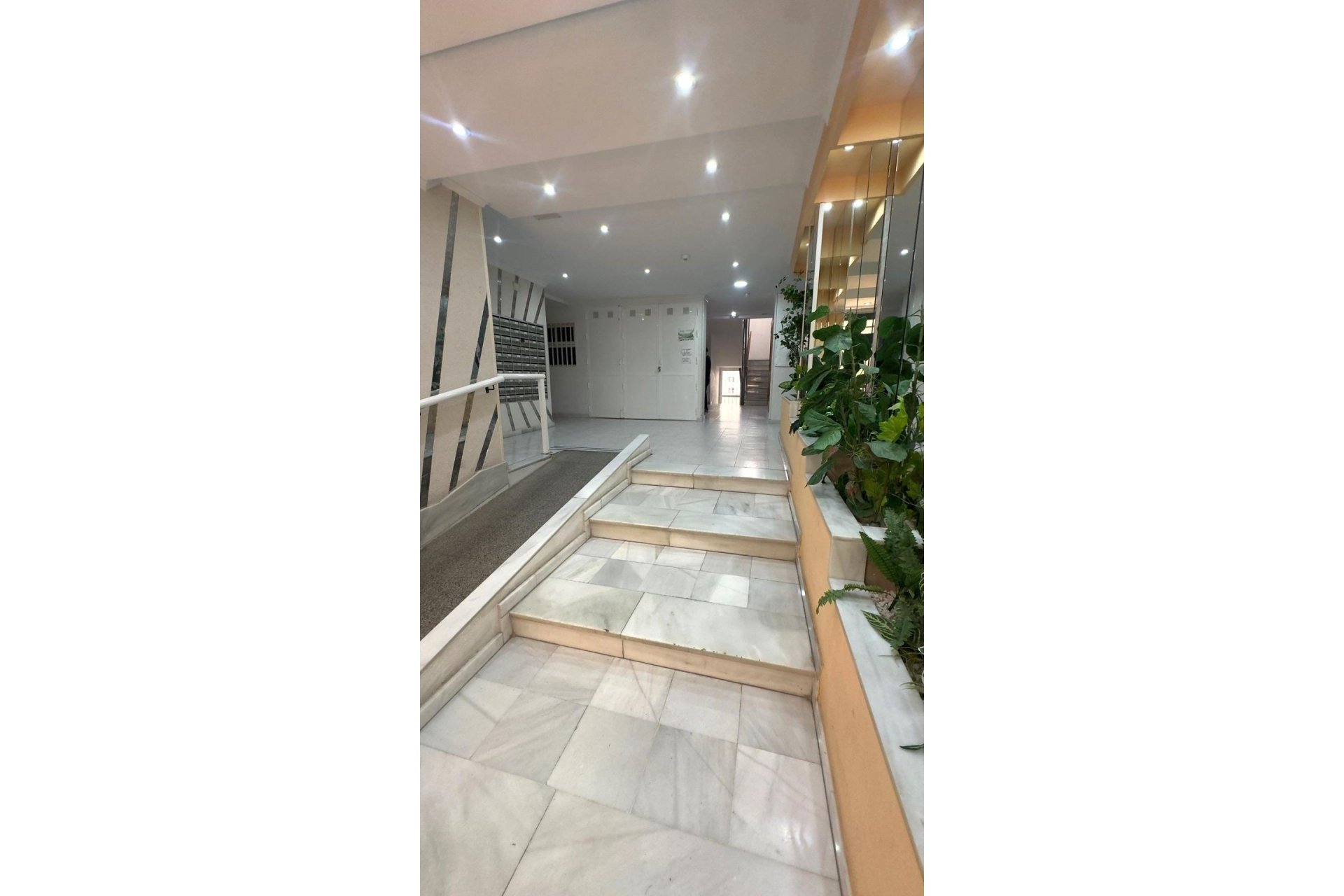 Revânzare - Apartament -
Torrevieja - Acequion