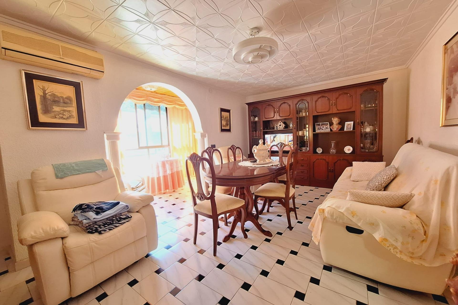 Revânzare - Apartament -
Torrevieja - Acequion