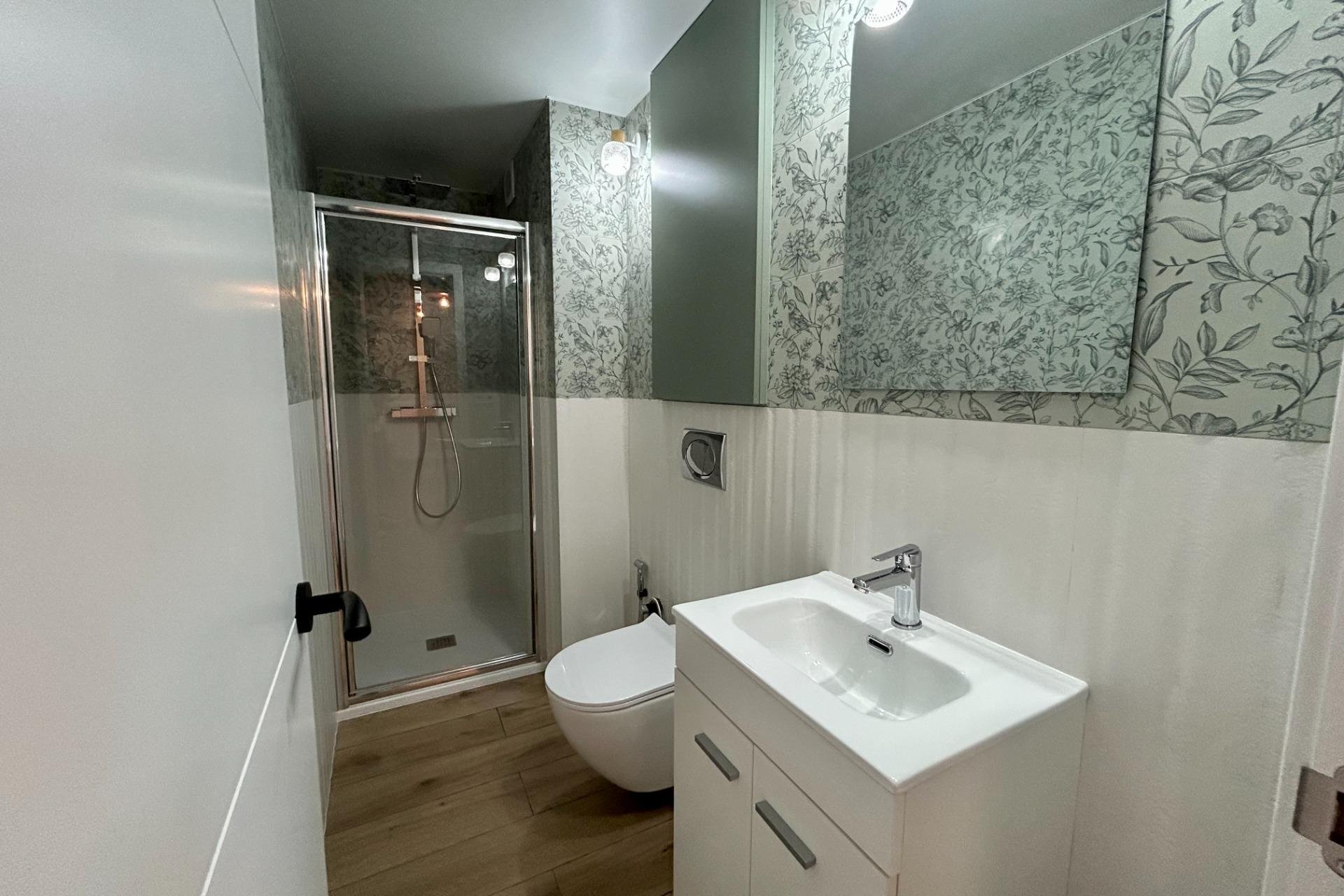 Revânzare - Apartament -
Torrevieja - Acequion