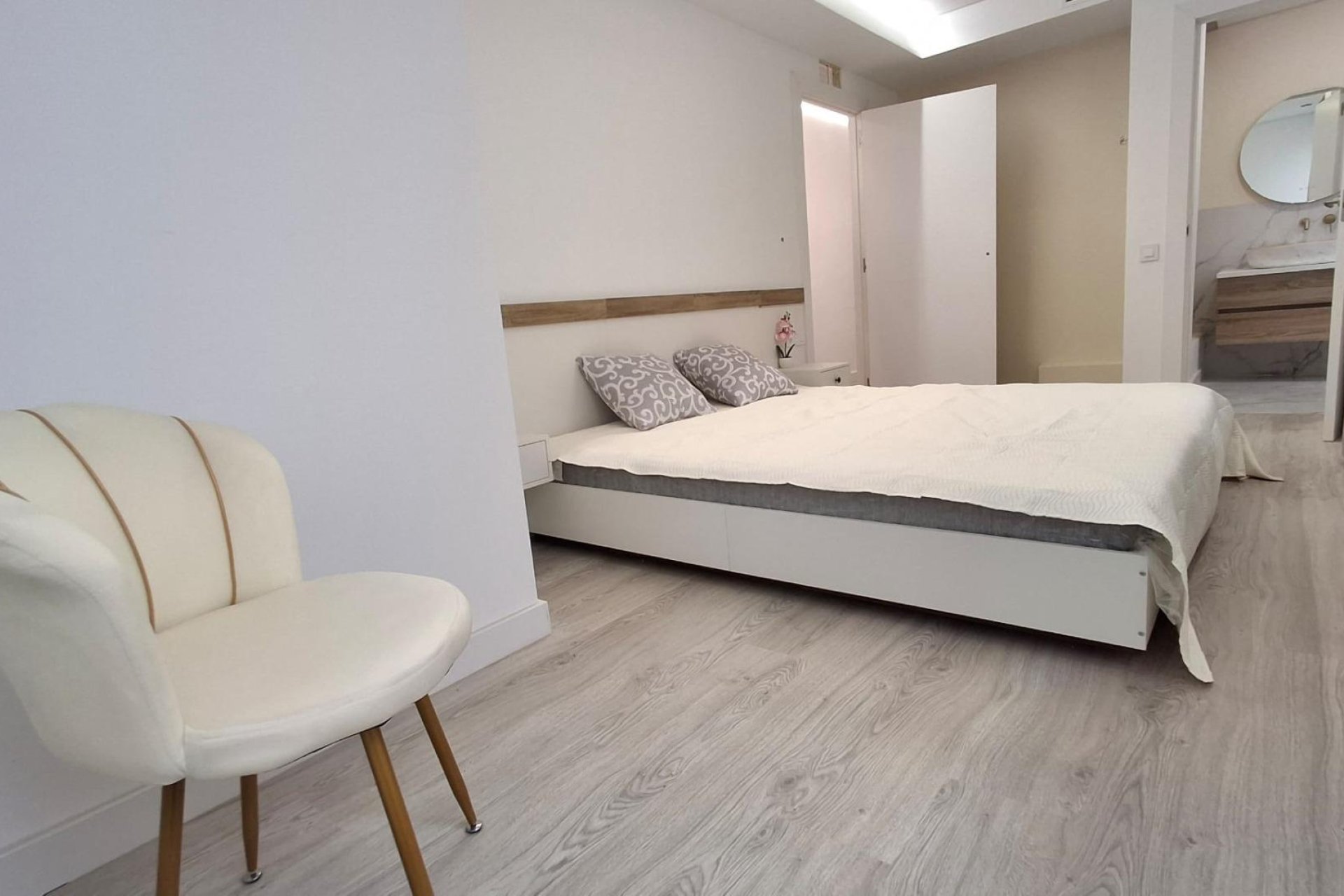 Revânzare - Apartament -
Torrevieja - Acequion