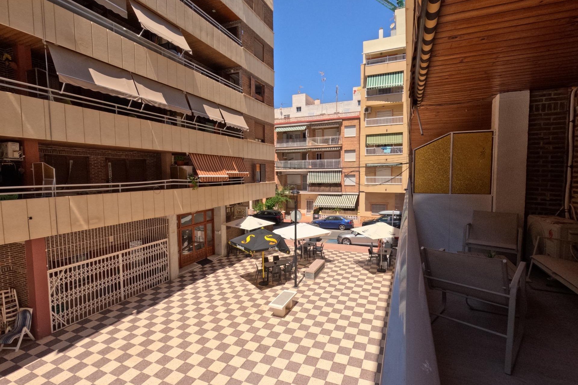Revânzare - Apartament -
Torrevieja - Acequion