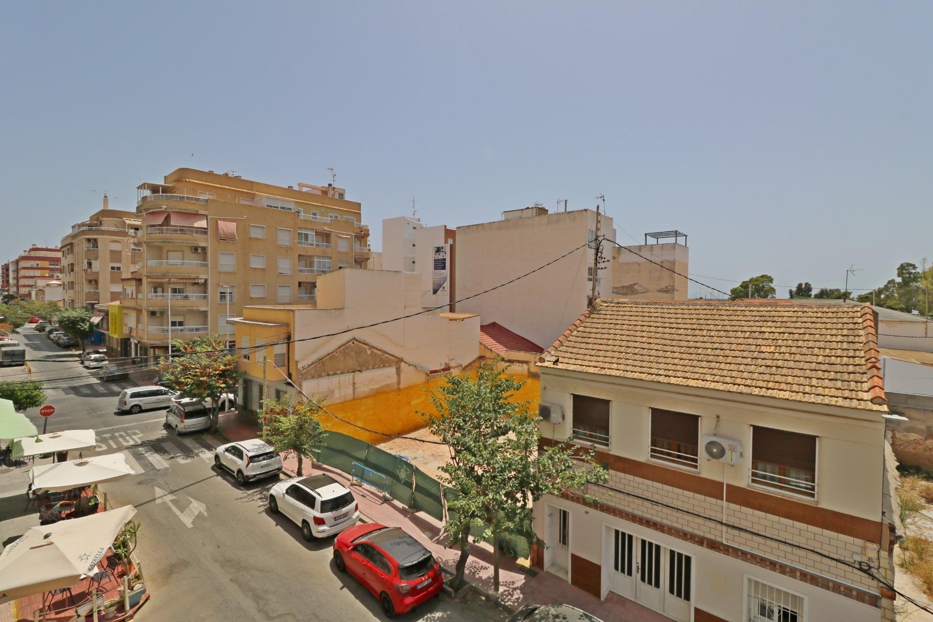 Revânzare - Apartament -
Torrevieja - Acequion