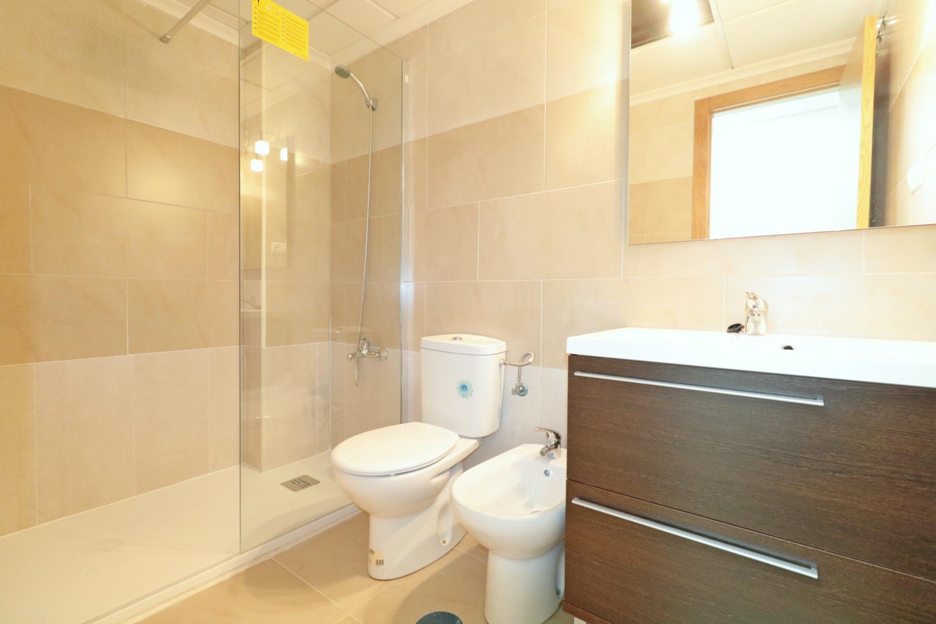 Revânzare - Apartament -
Torrevieja - Acequion