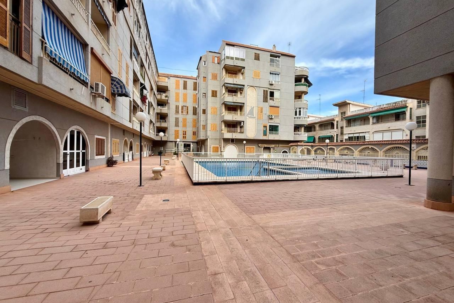 Revânzare - Apartament -
Torrevieja - Acequion