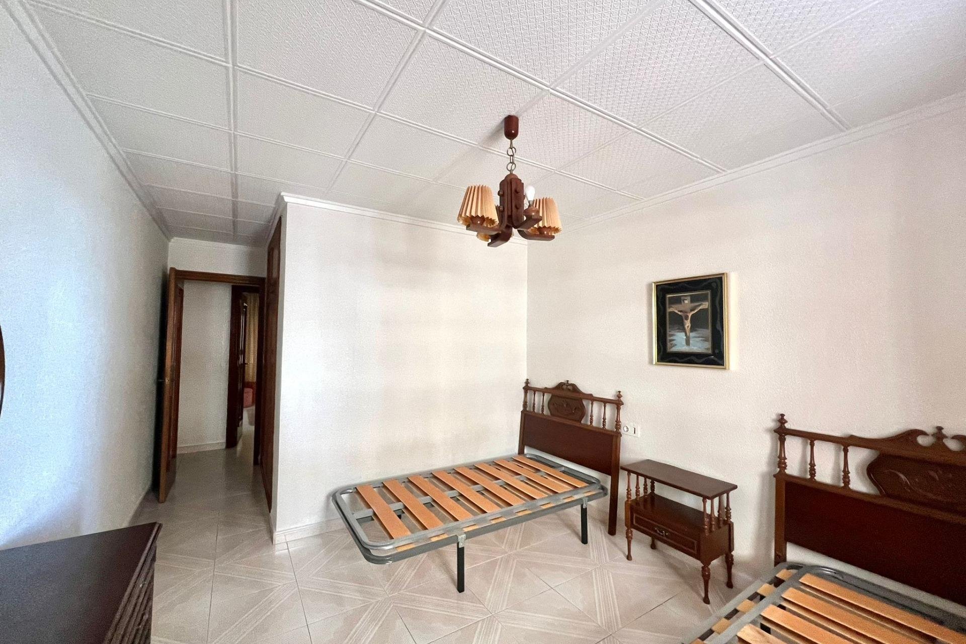 Revânzare - Apartament -
Torrevieja - Acequion