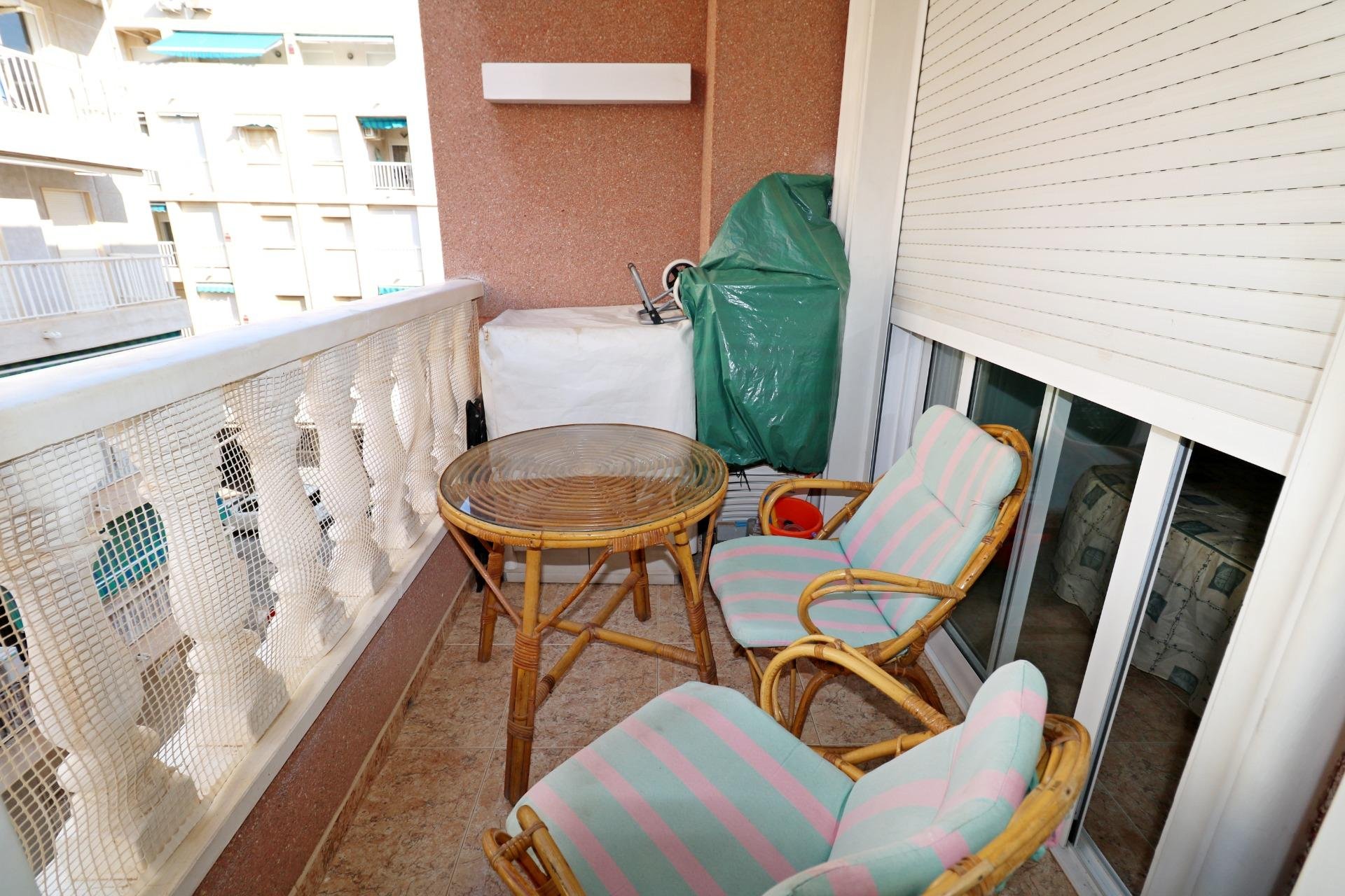 Revânzare - Apartament -
Torrevieja - Acequion
