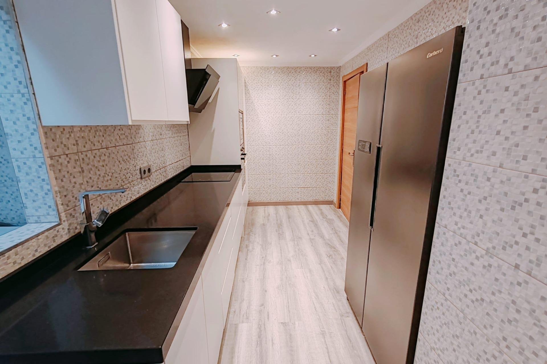 Revânzare - Apartament -
Torrevieja - Acequion