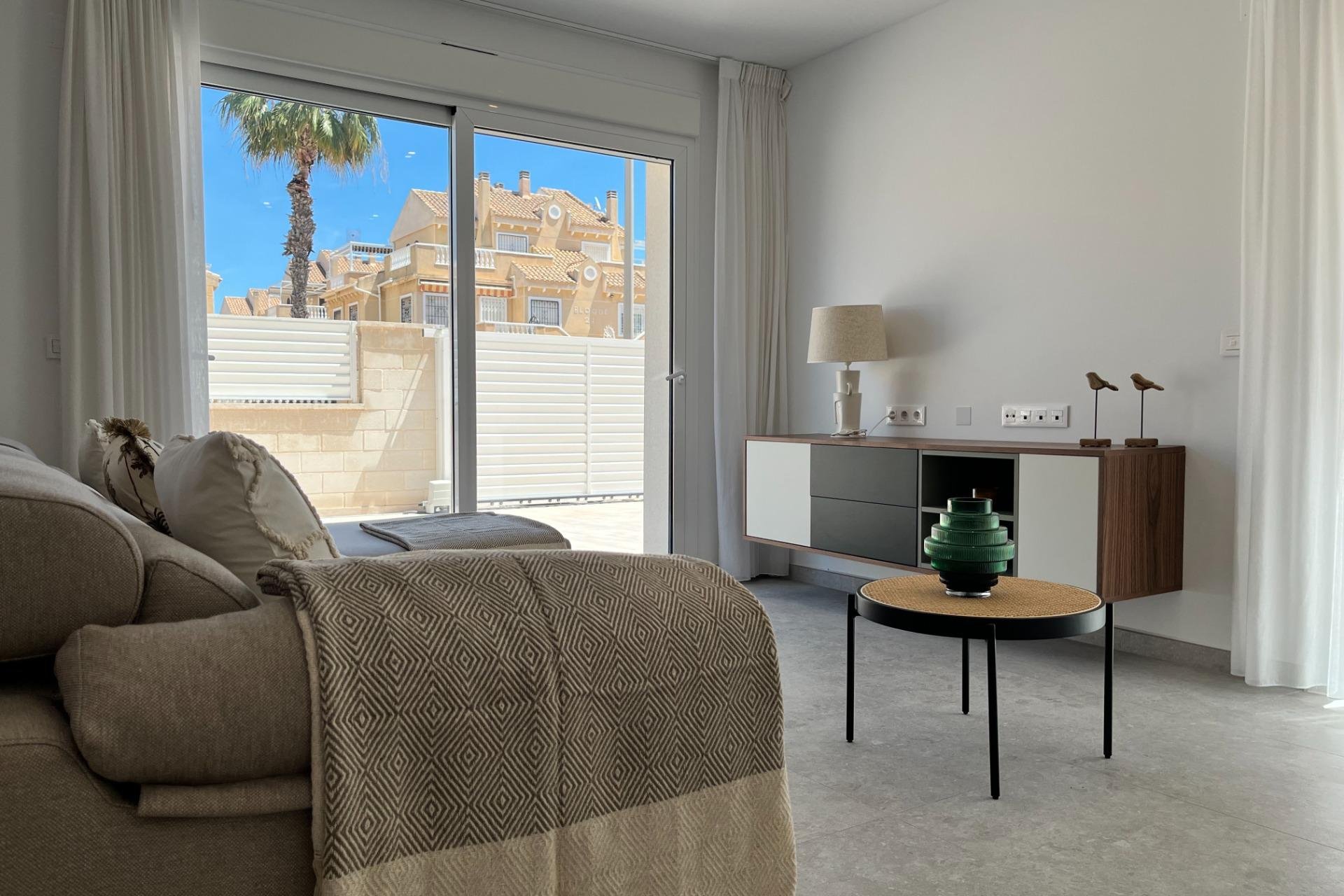 Revânzare - Apartament -
Torrevieja - Aguas Nuevas