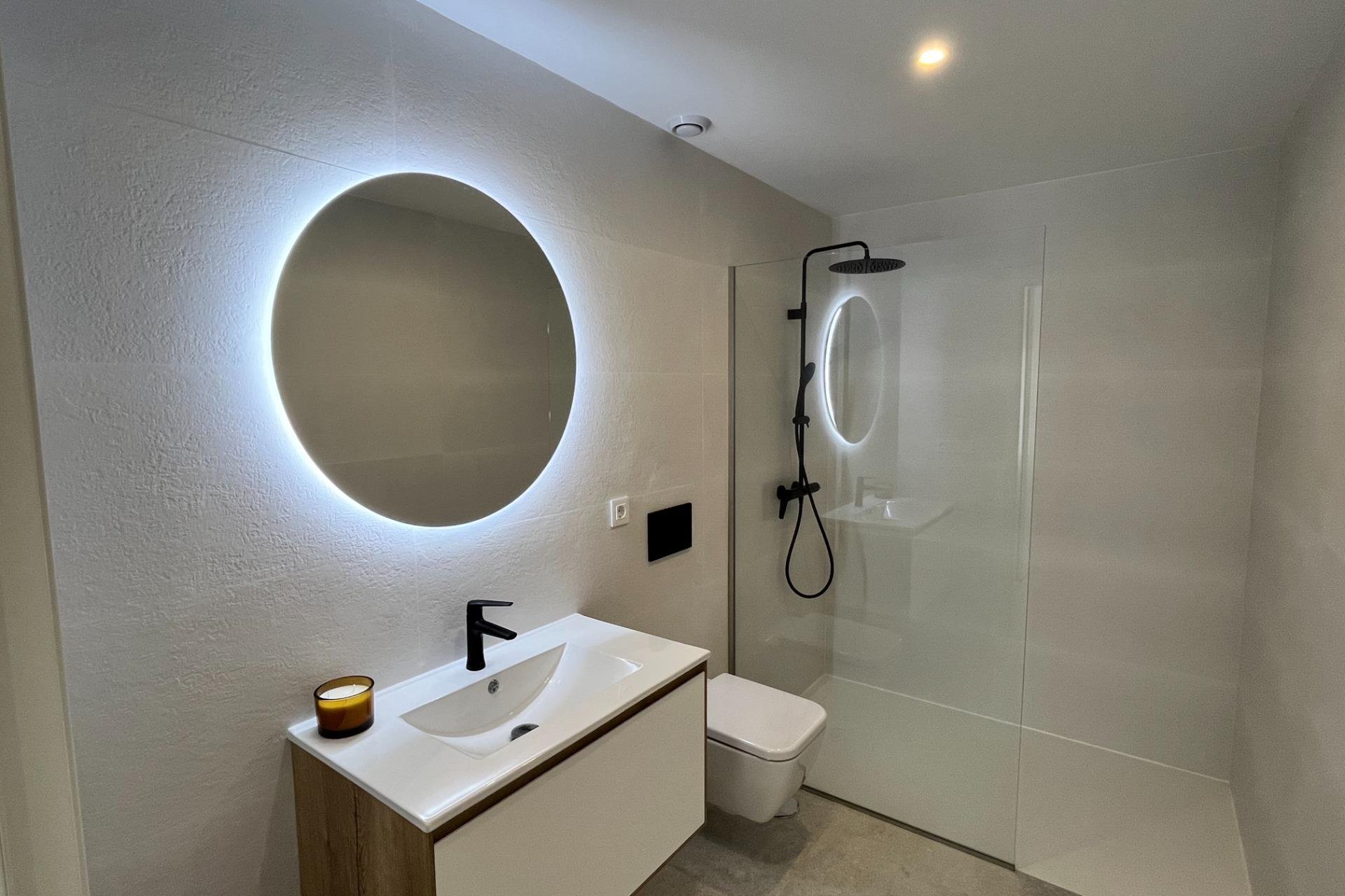 Revânzare - Apartament -
Torrevieja - Aguas Nuevas