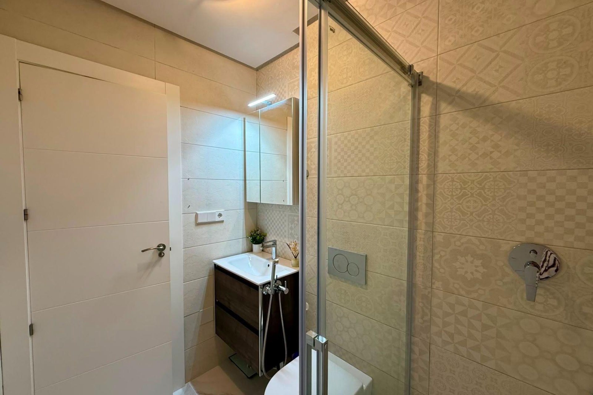 Revânzare - Apartament -
Torrevieja - Aguas Nuevas