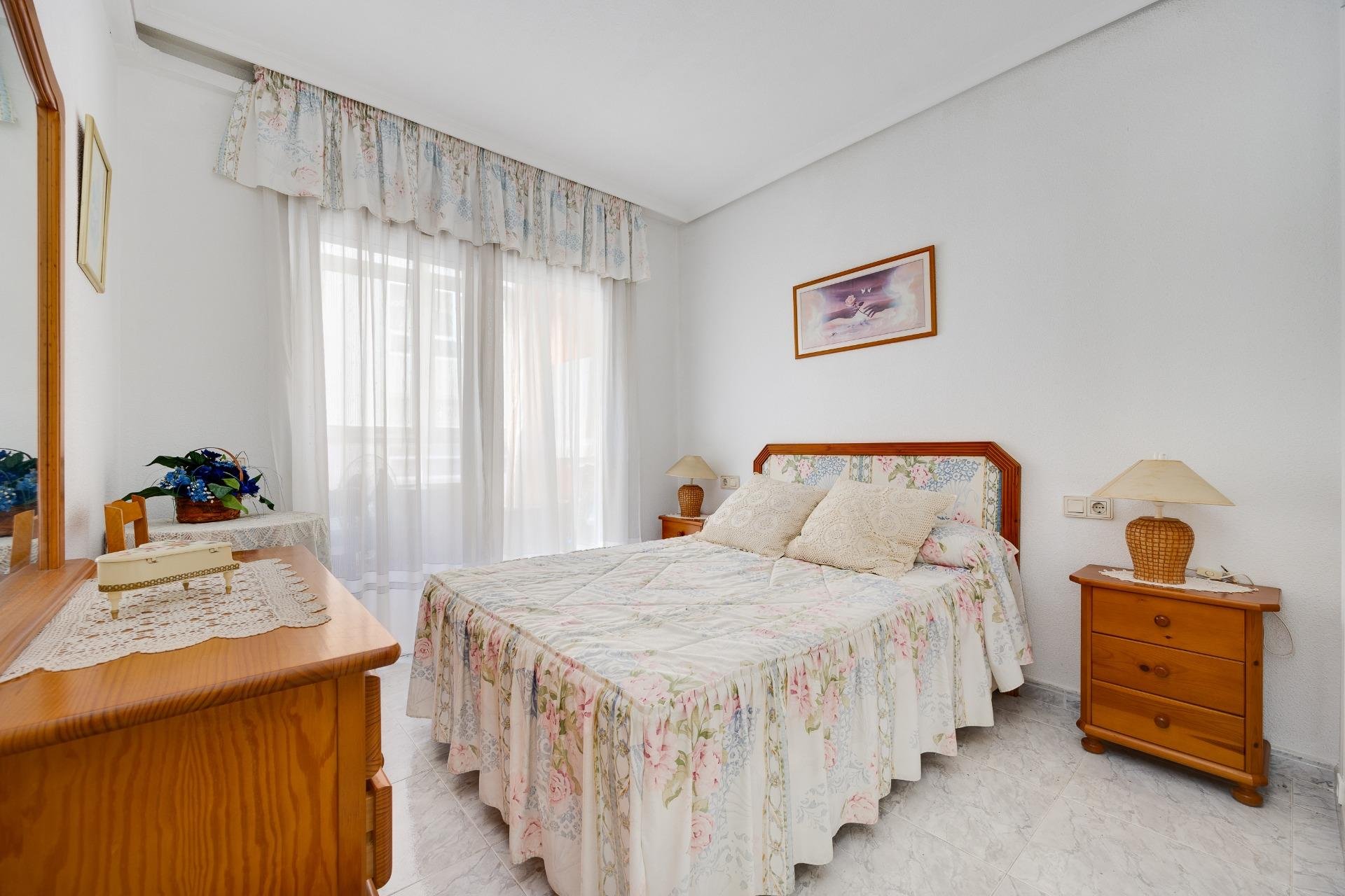 Revânzare - Apartament -
Torrevieja - Antonio Machado