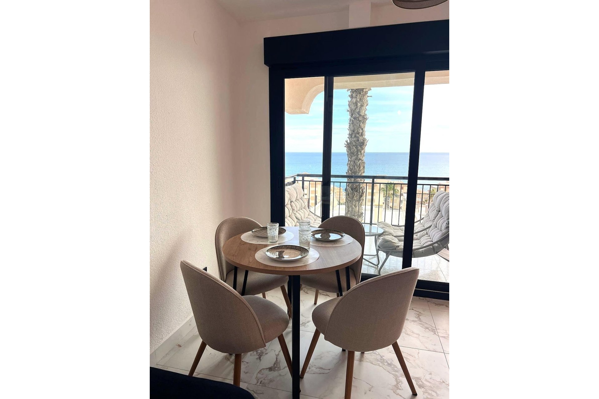 Revânzare - Apartament -
Torrevieja - Cabo Cervera