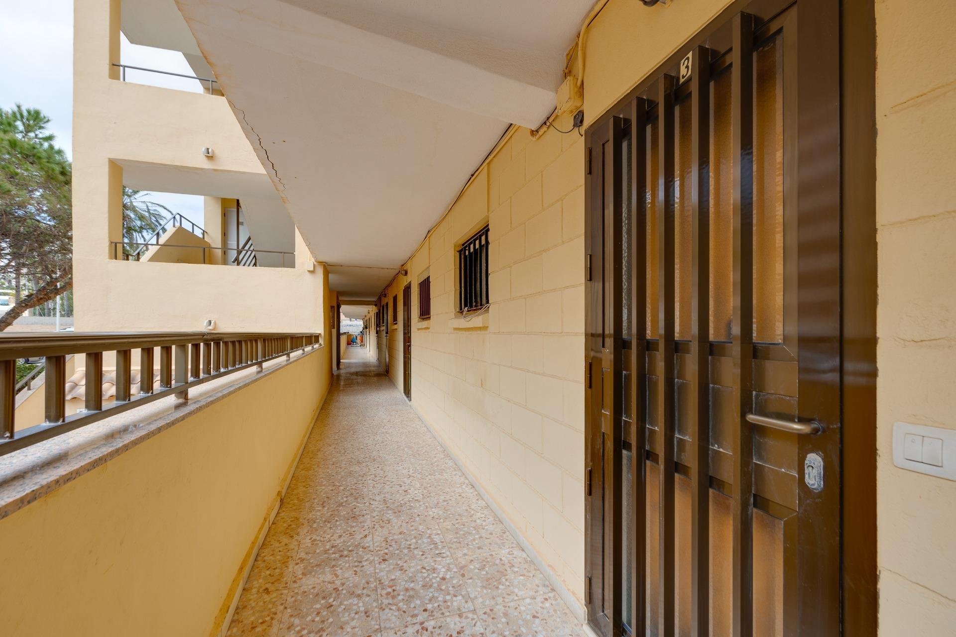 Revânzare - Apartament -
Torrevieja - Cabo Cervera