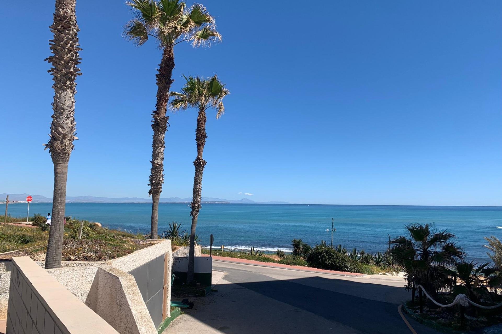 Revânzare - Apartament -
Torrevieja - Cabo Cervera