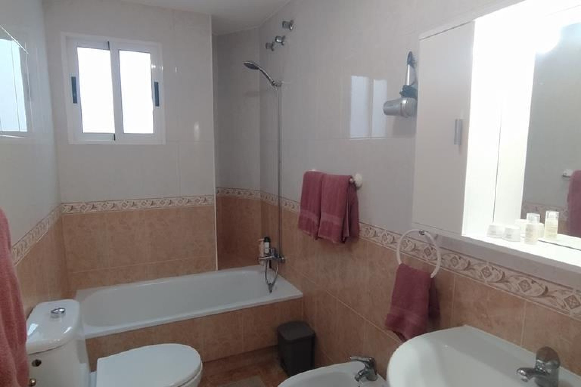 Revânzare - Apartament -
Torrevieja - CASCO URBANO