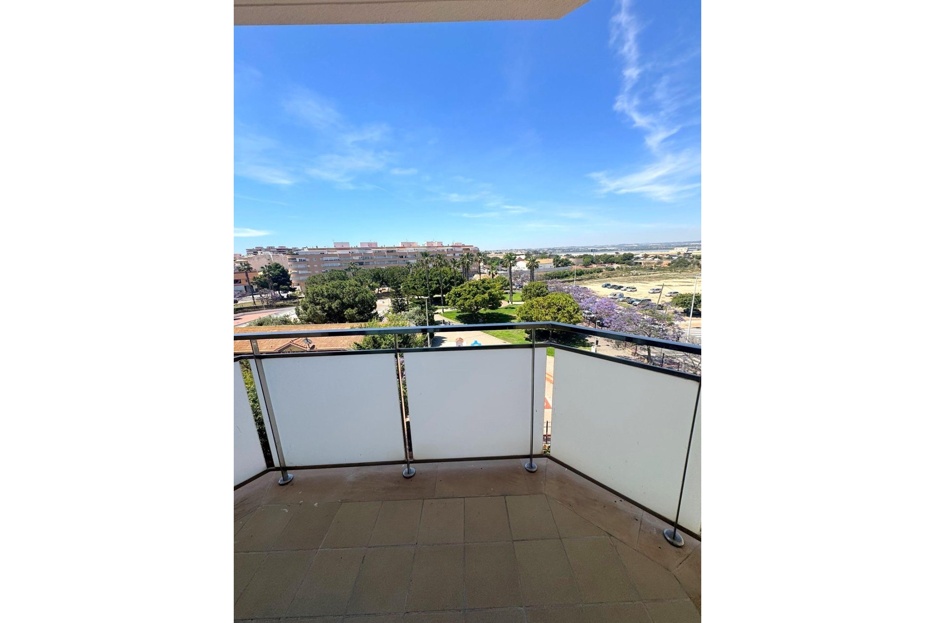 Revânzare - Apartament -
Torrevieja - Centro - Muelle Pesquero
