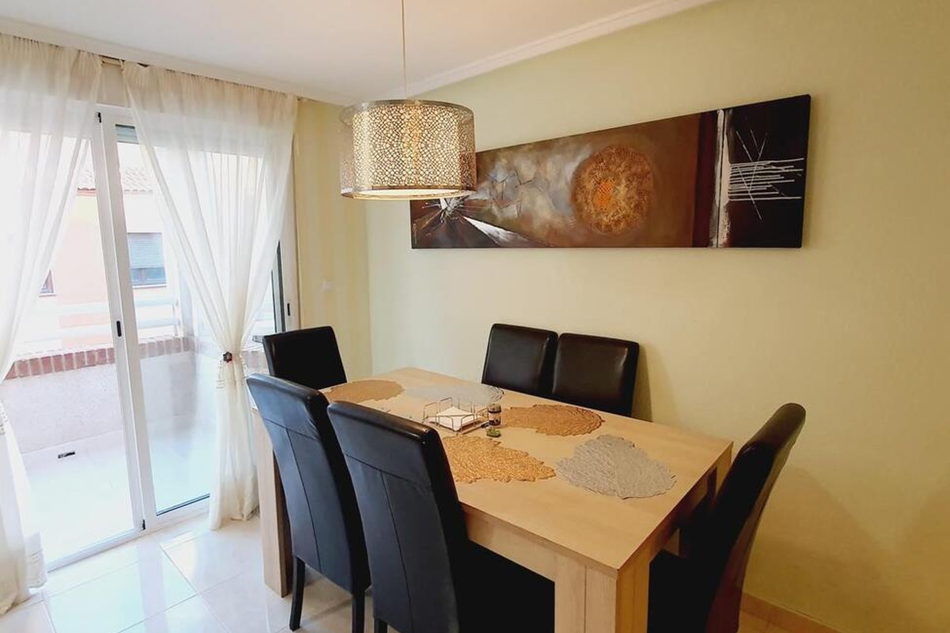Revânzare - Apartament -
Torrevieja - Centro